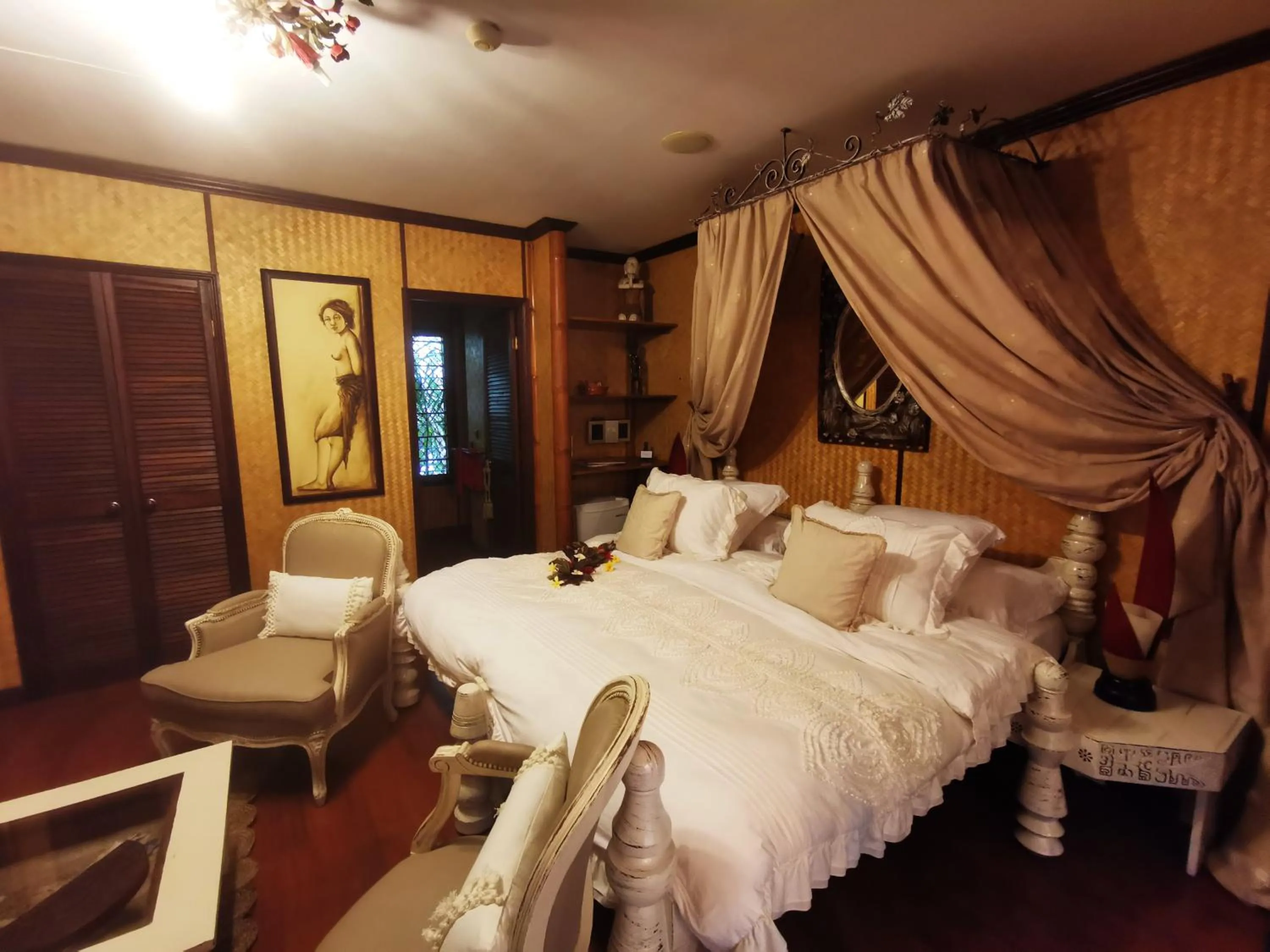 Bedroom, Bed in Hôtel Fenua Mata'i'oa