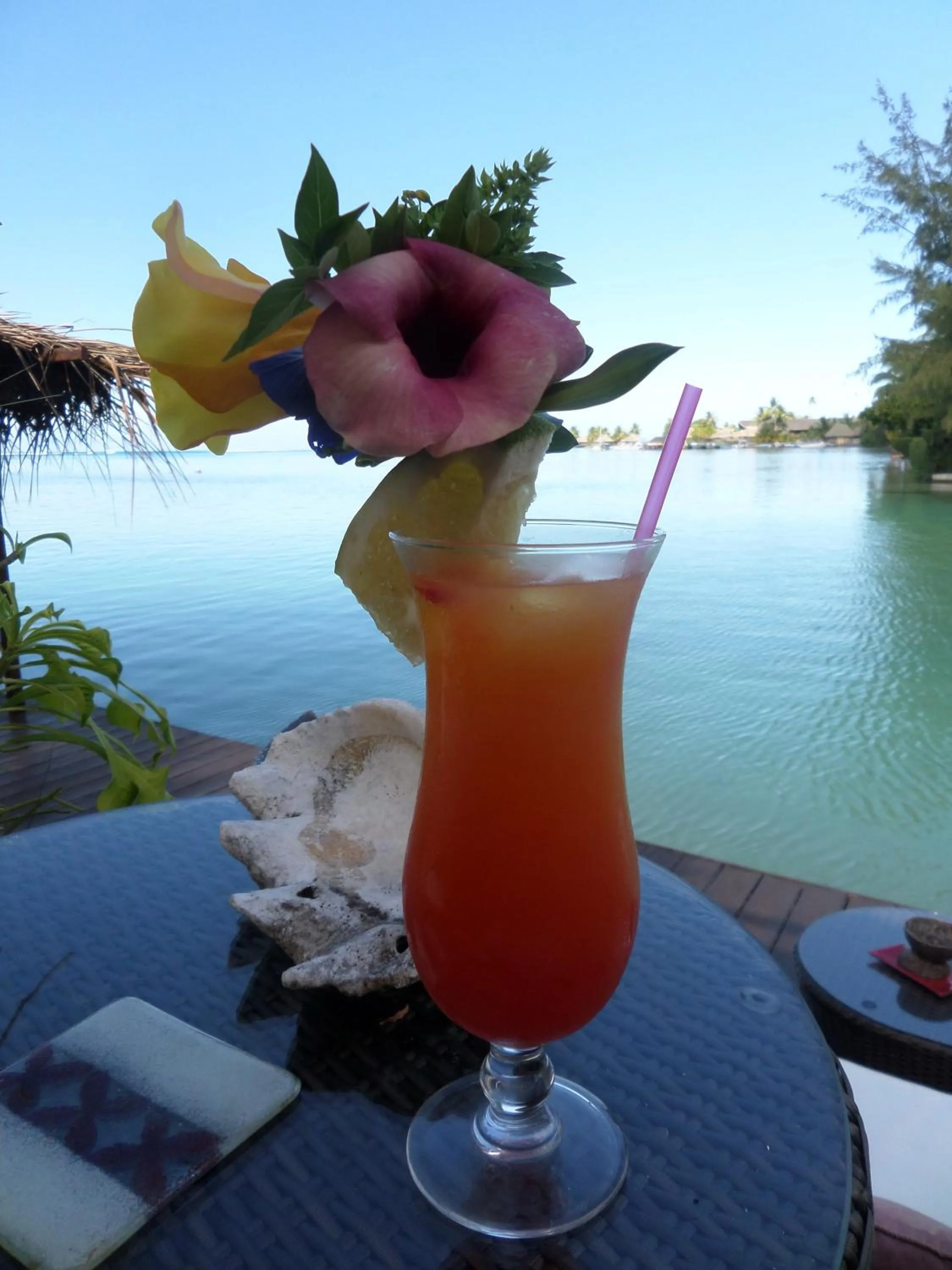 Decorative detail in Hôtel Fenua Mata'i'oa