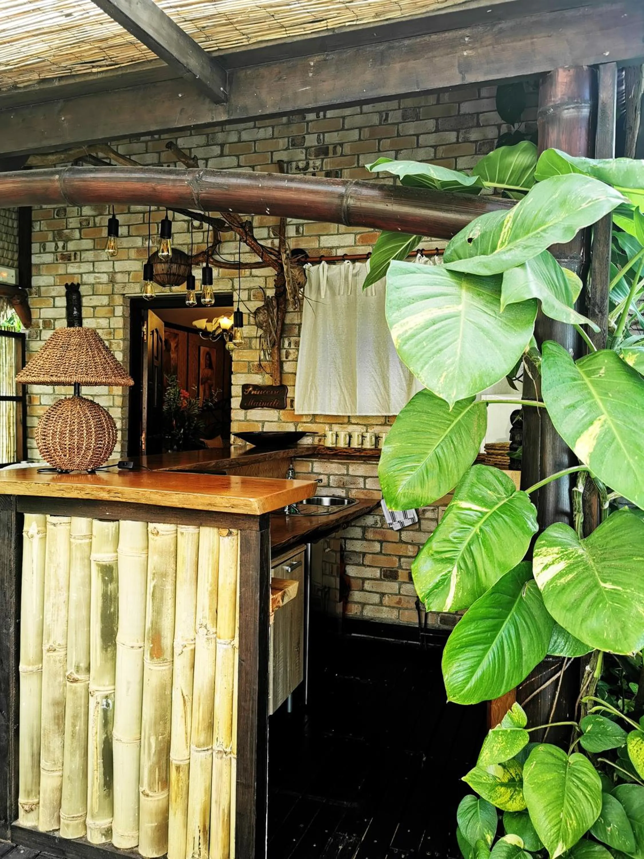 Dining area in Hôtel Fenua Mata'i'oa
