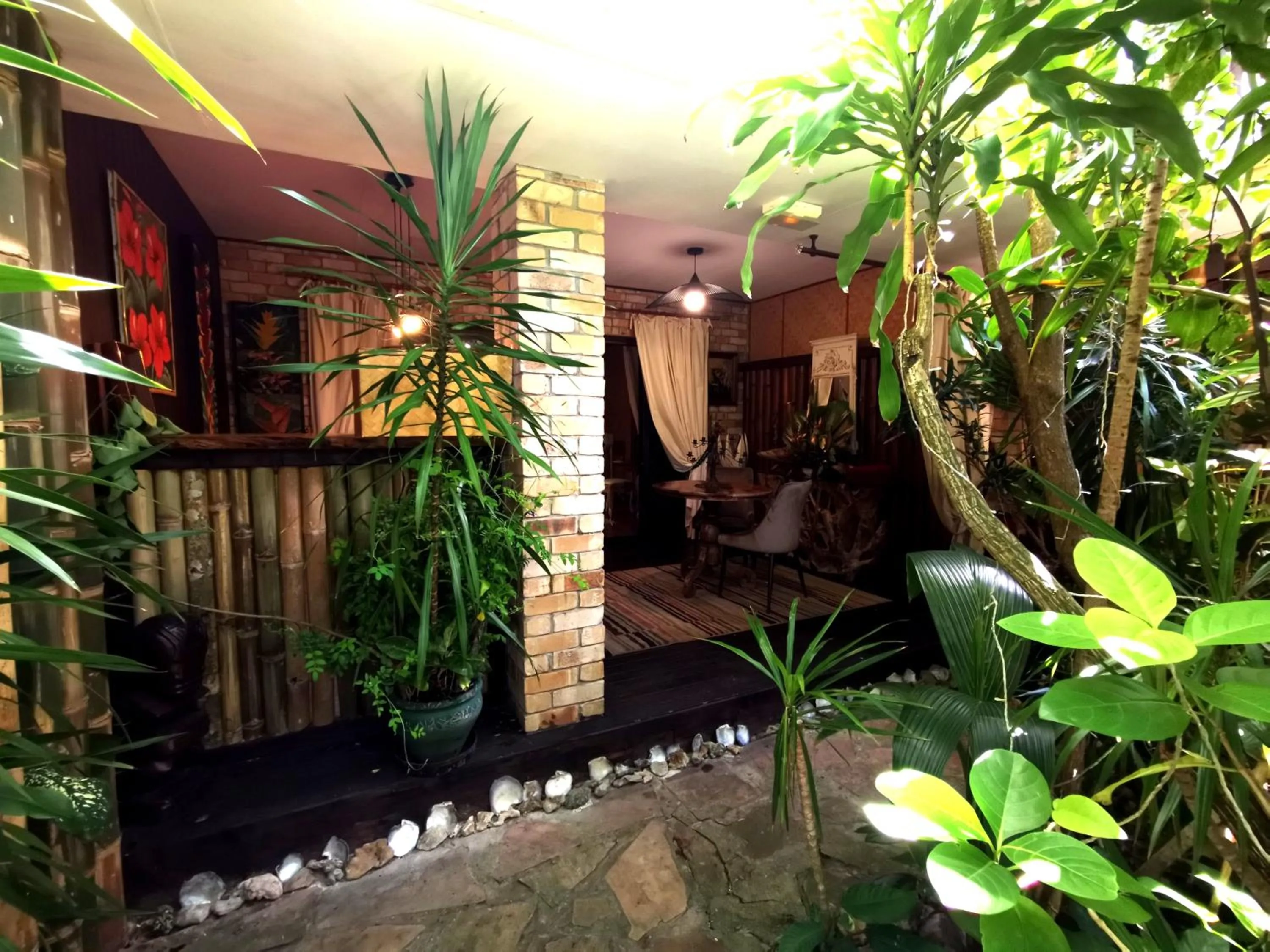 Patio in Hôtel Fenua Mata'i'oa