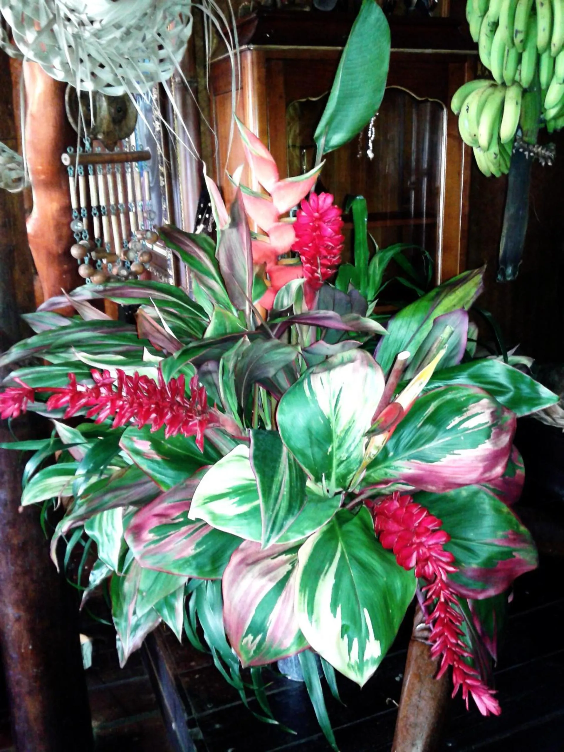Decorative detail in Hôtel Fenua Mata'i'oa