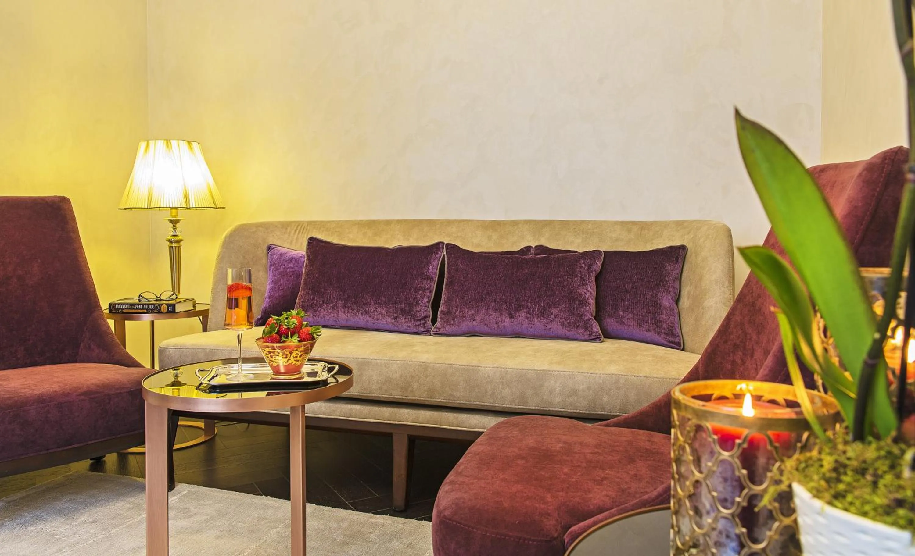 Lobby or reception in Meroddi Bağdatlıyan - 1892 Heritage Rooms by Galata Tower