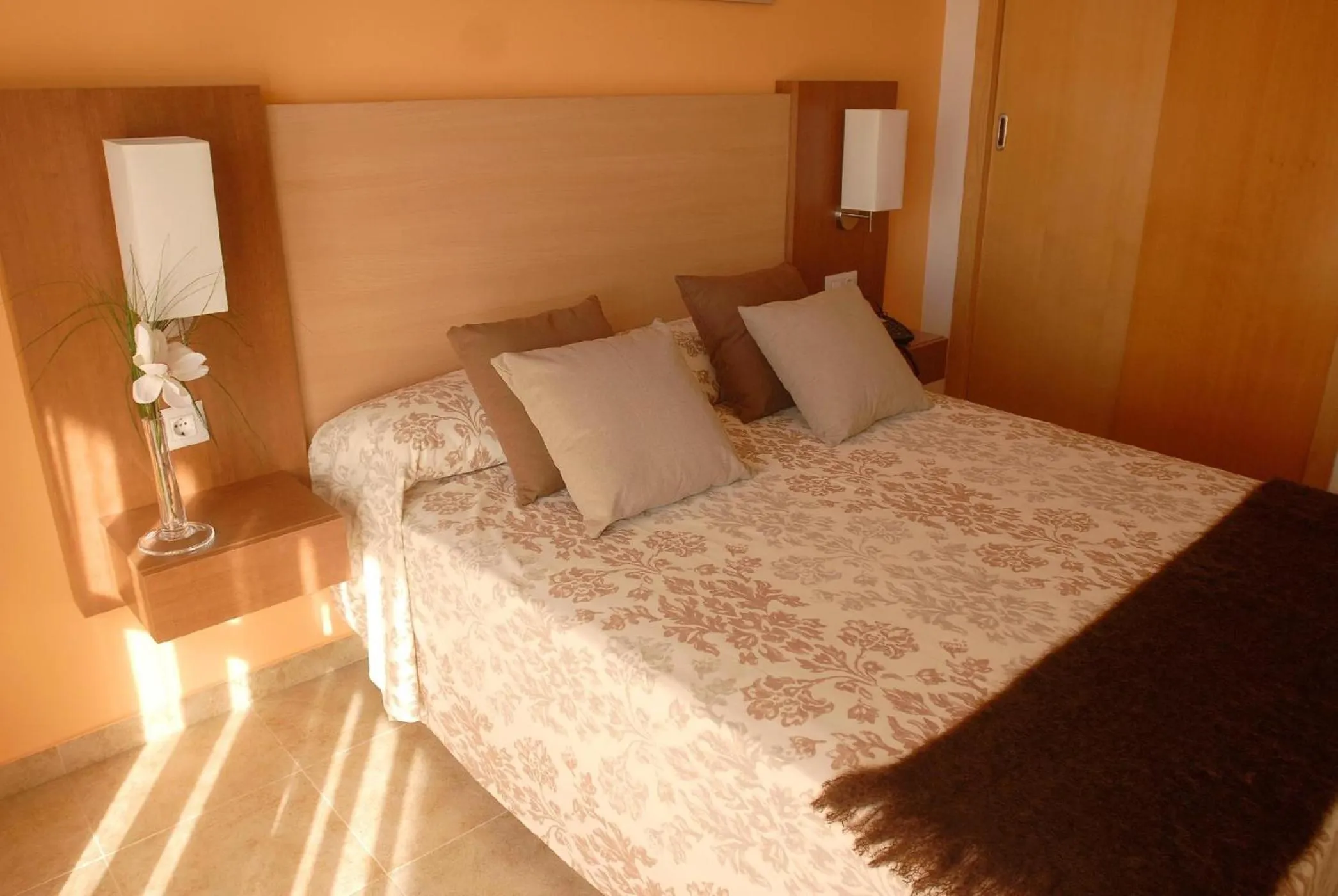 Bed in Leo Punta Umbría