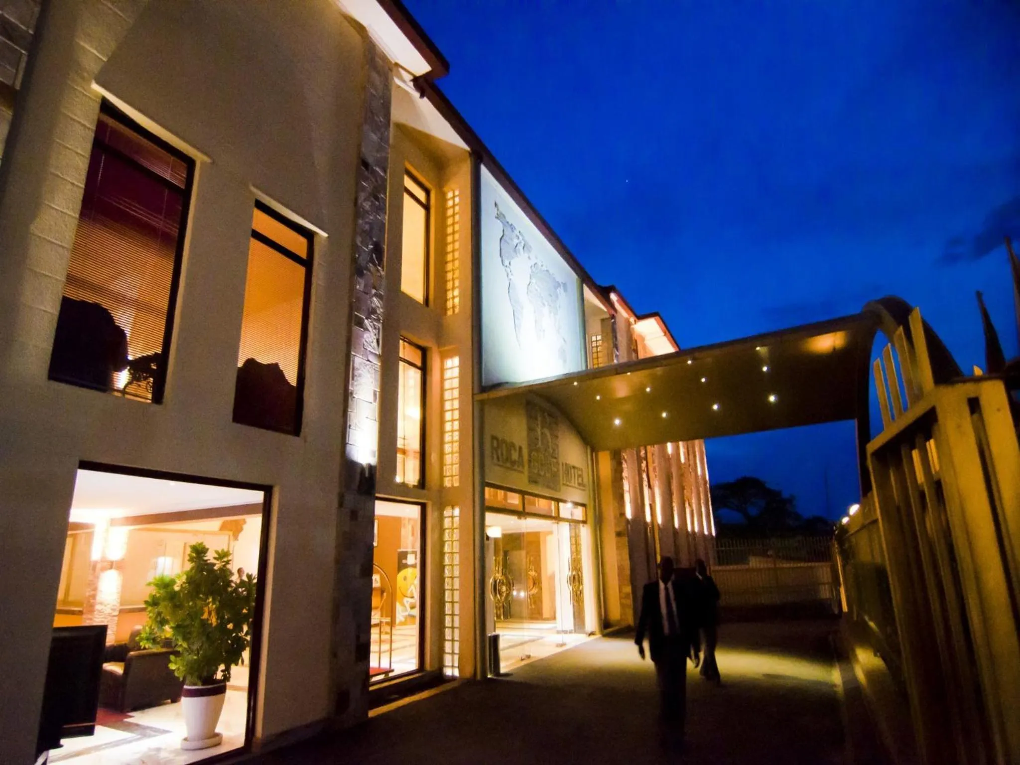 Facade/entrance in Roca Golf Hotel
