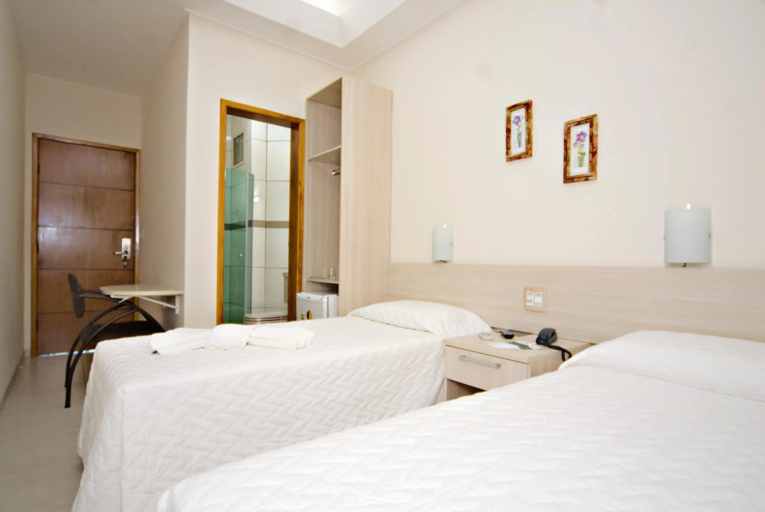 Bed in Herval Park Hotel