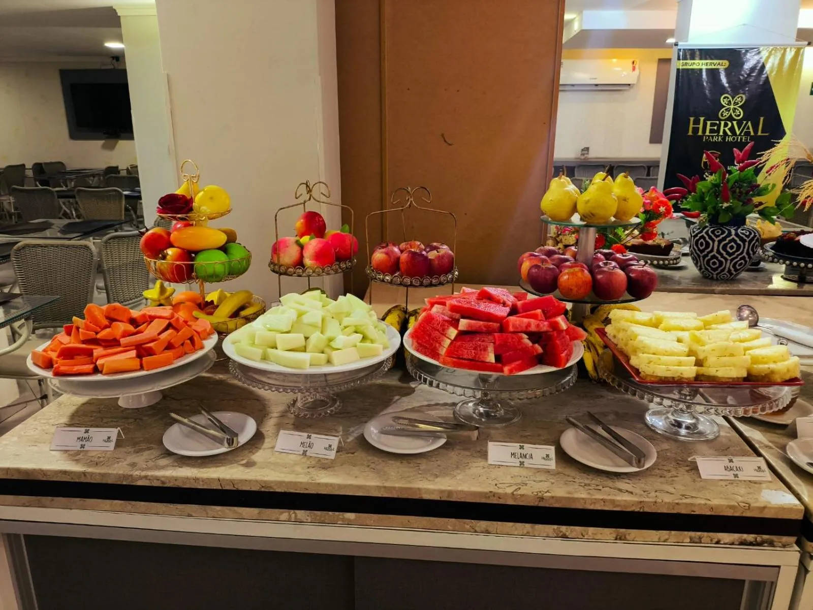 Food in Herval Park Hotel