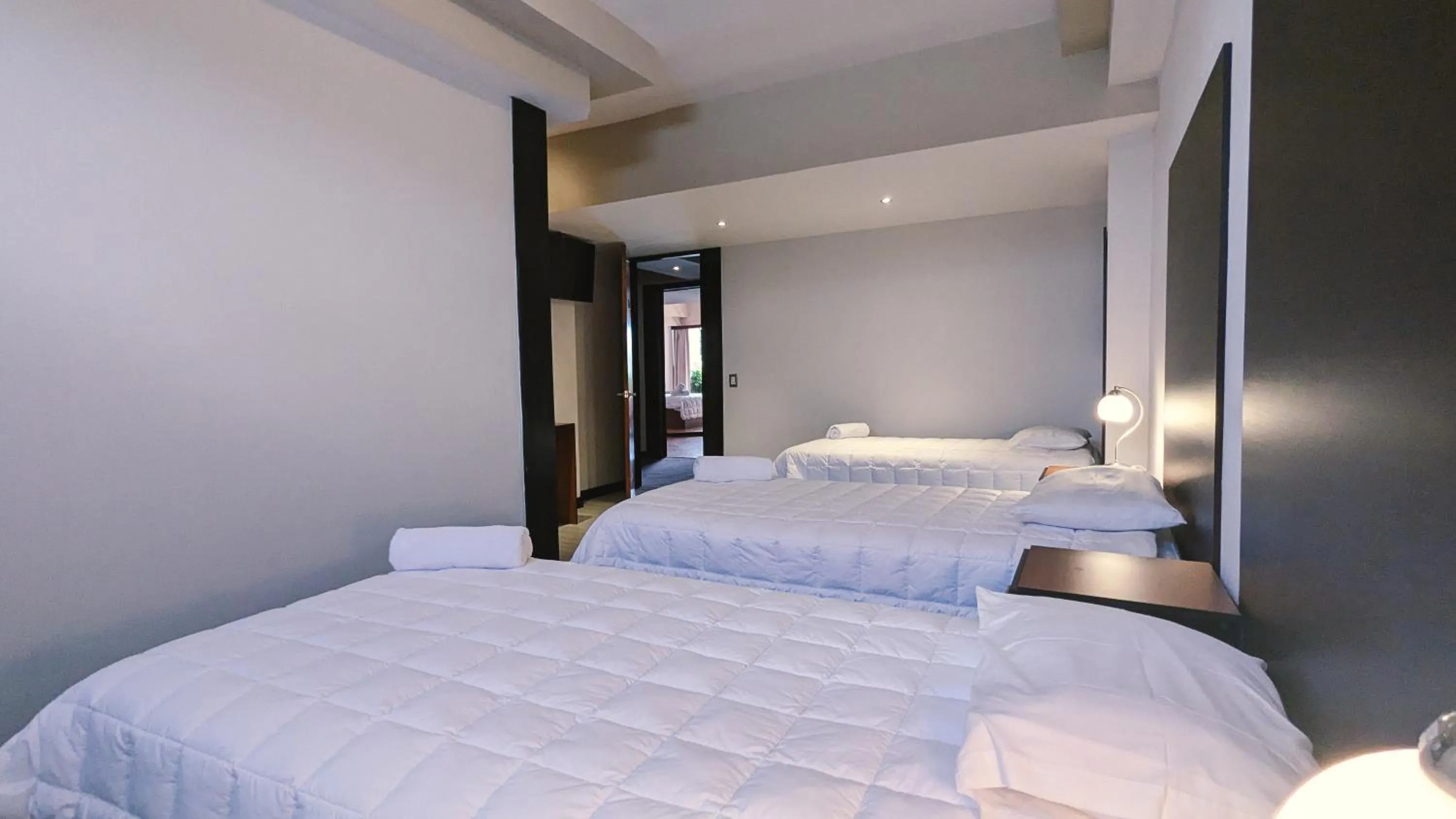 Bed in Casa Buena Hotel