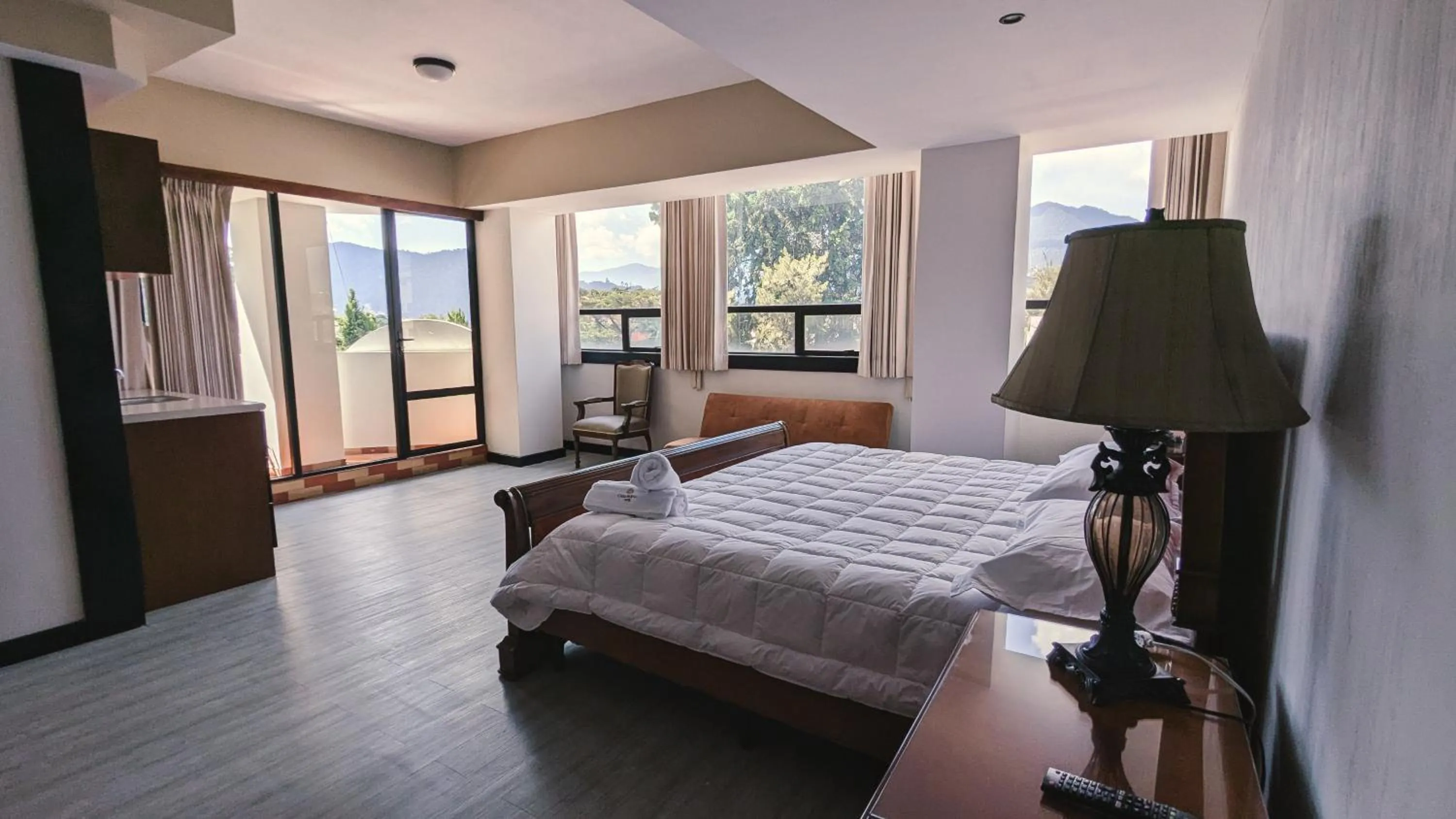 Bed in Casa Buena Hotel