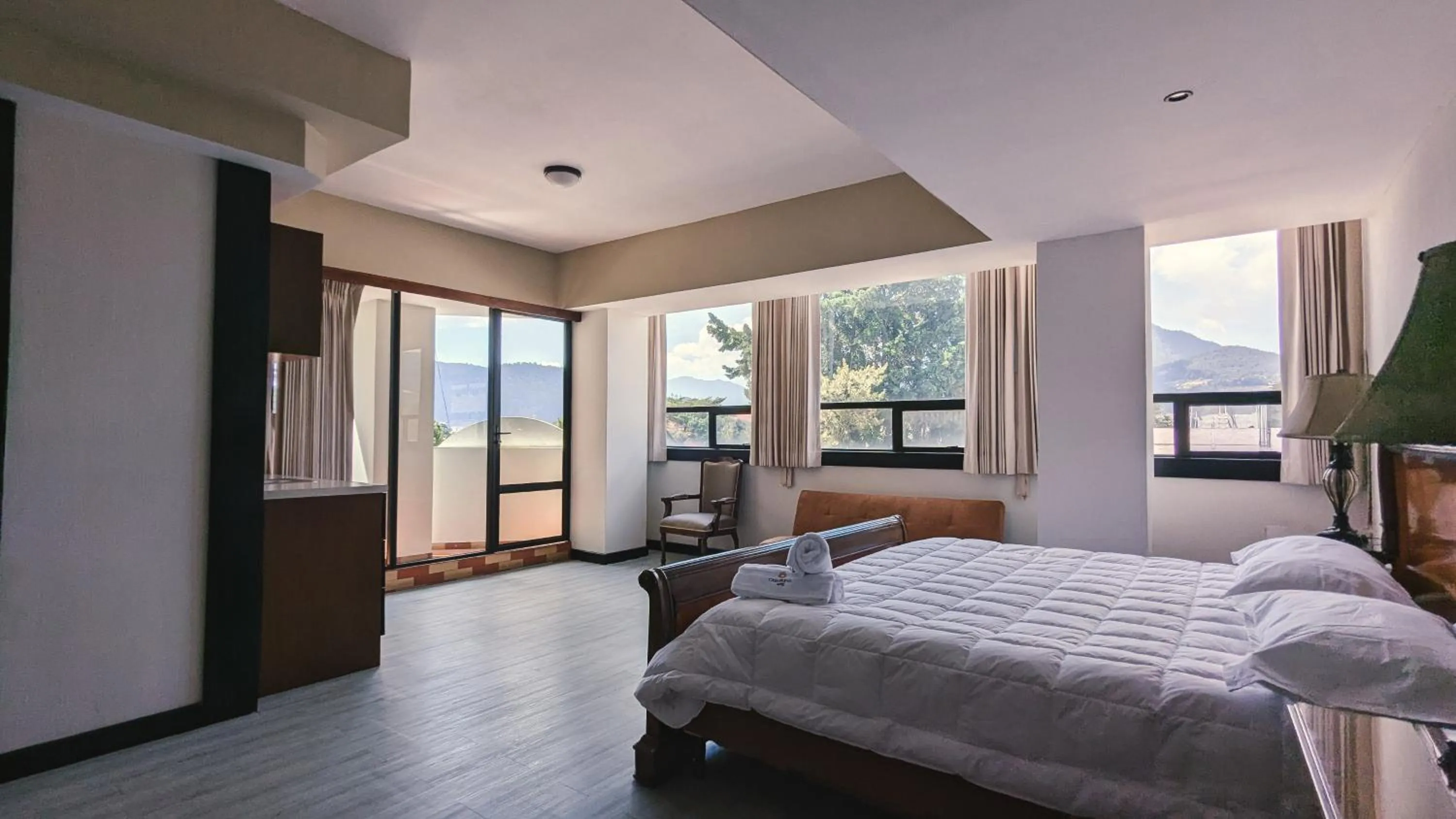Bed in Casa Buena Hotel