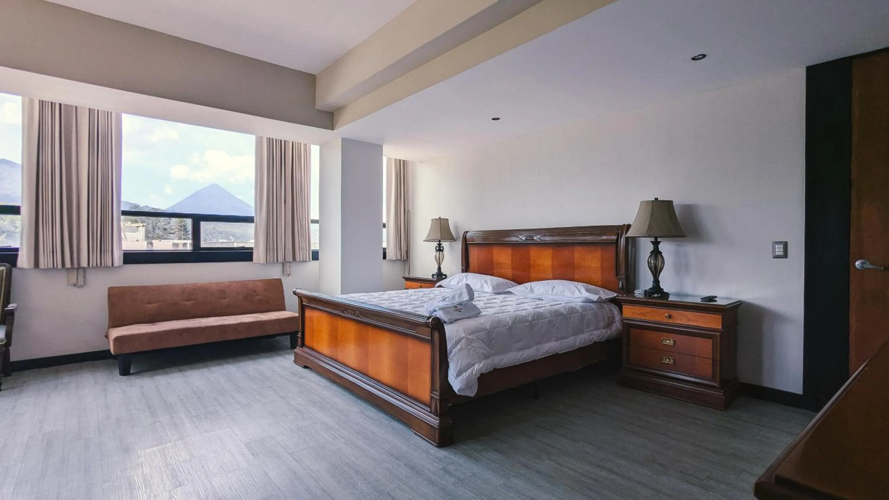 Bed in Casa Buena Hotel