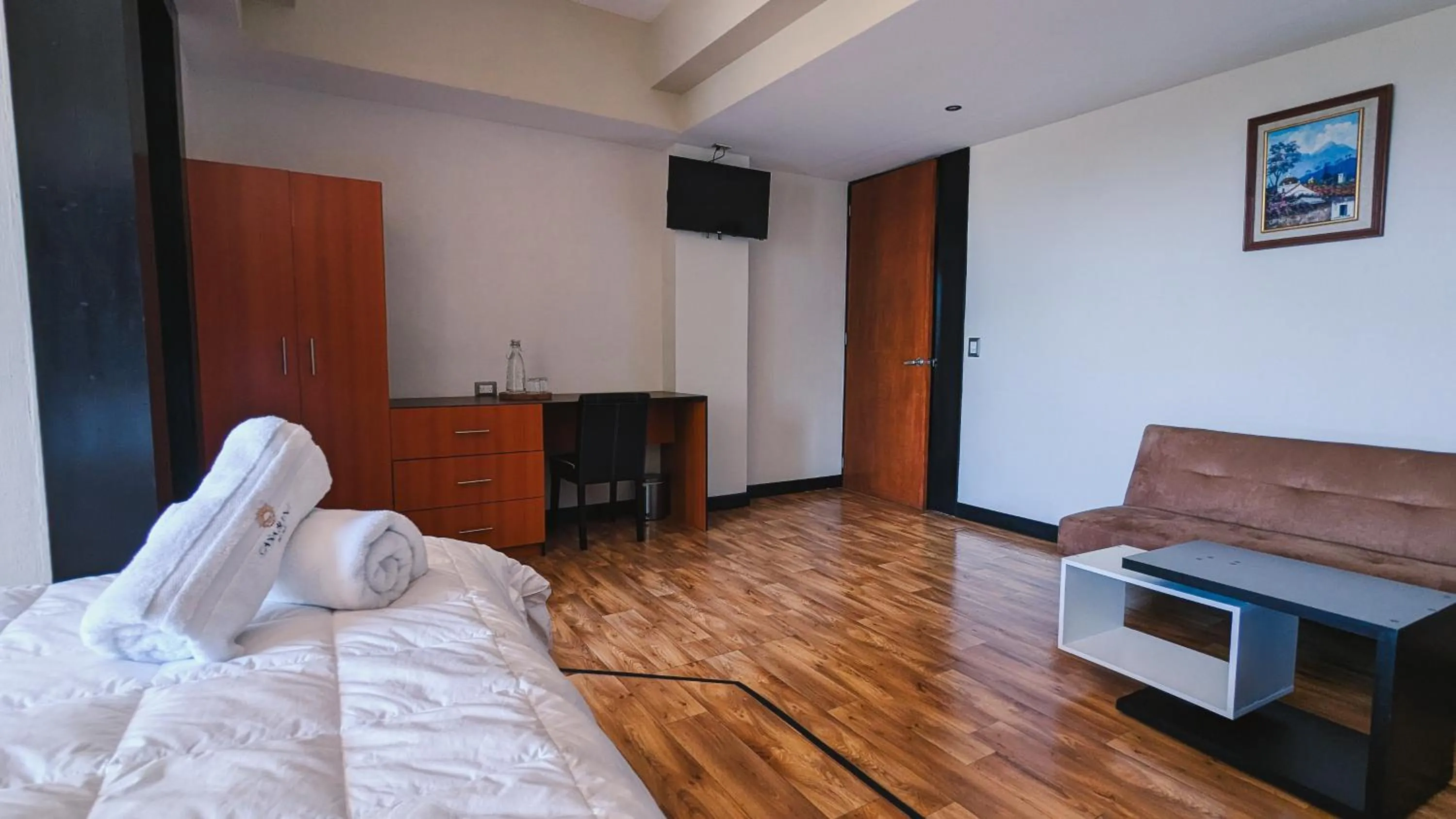 Bed in Casa Buena Hotel