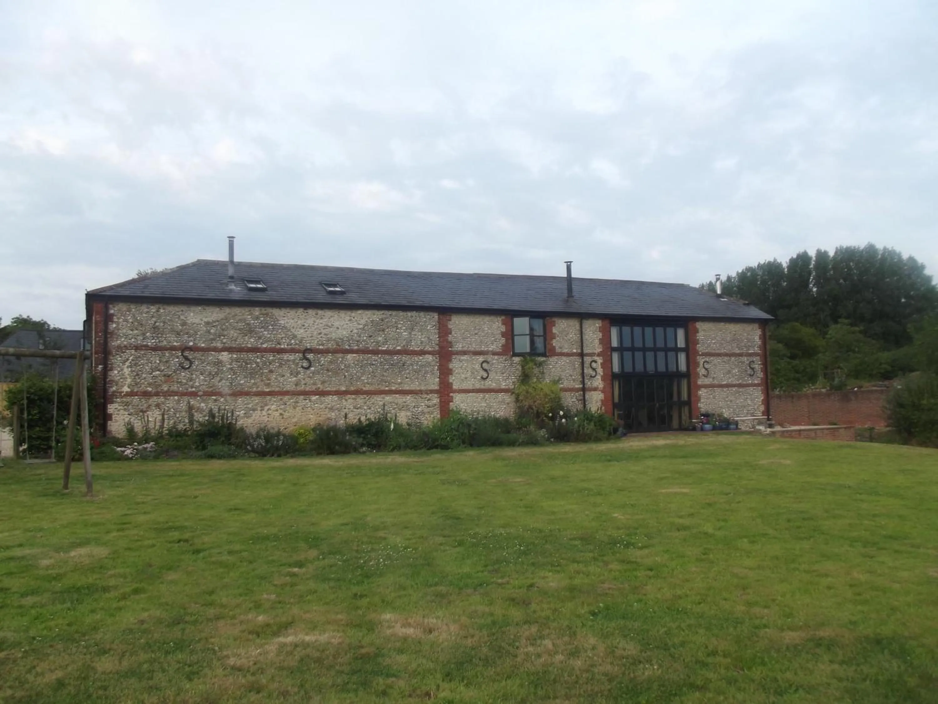 Property building in Pleck Barn B&B