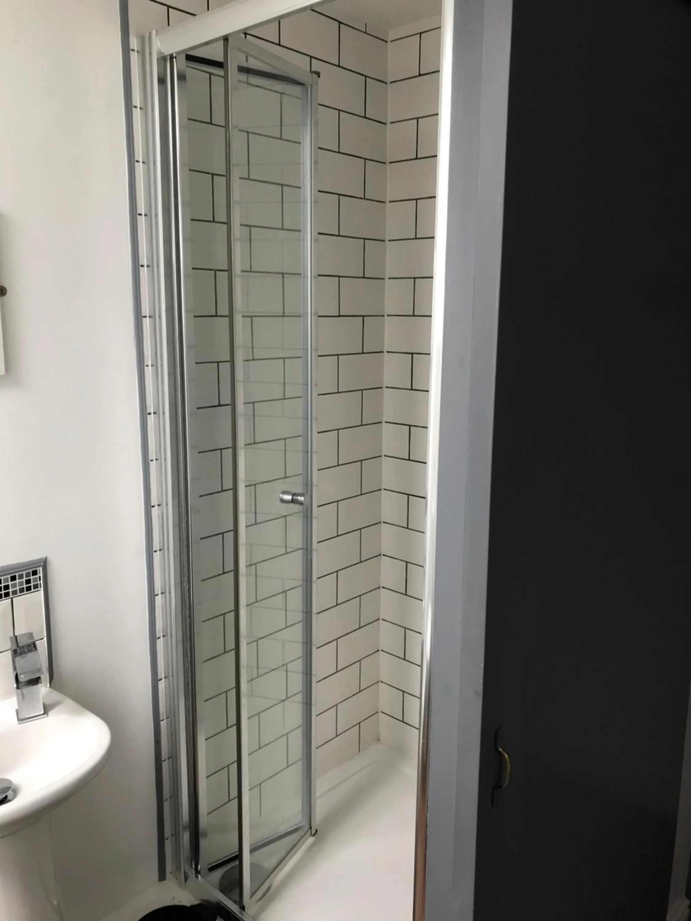 Bathroom in Pleck Barn B&B