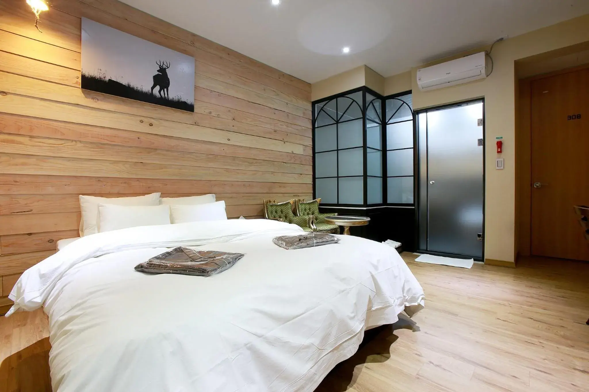 Bedroom, Bed in W Hotel Bedroom, Bed in W Hotel