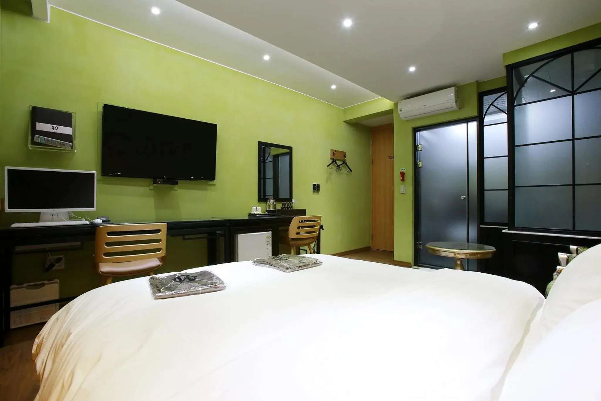 Bedroom, Bed in W Hotel Bedroom, Bed in W Hotel