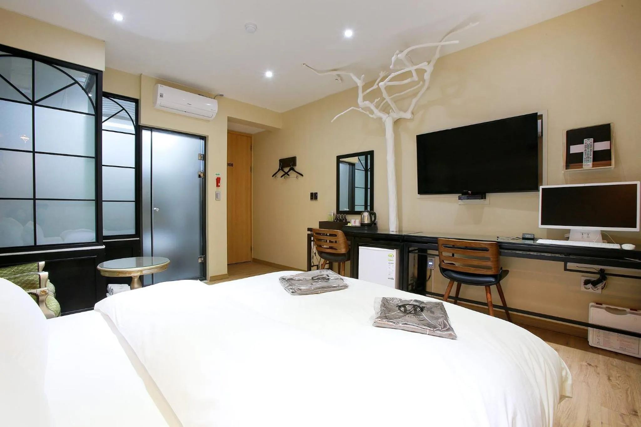 Bedroom, Bed in W Hotel