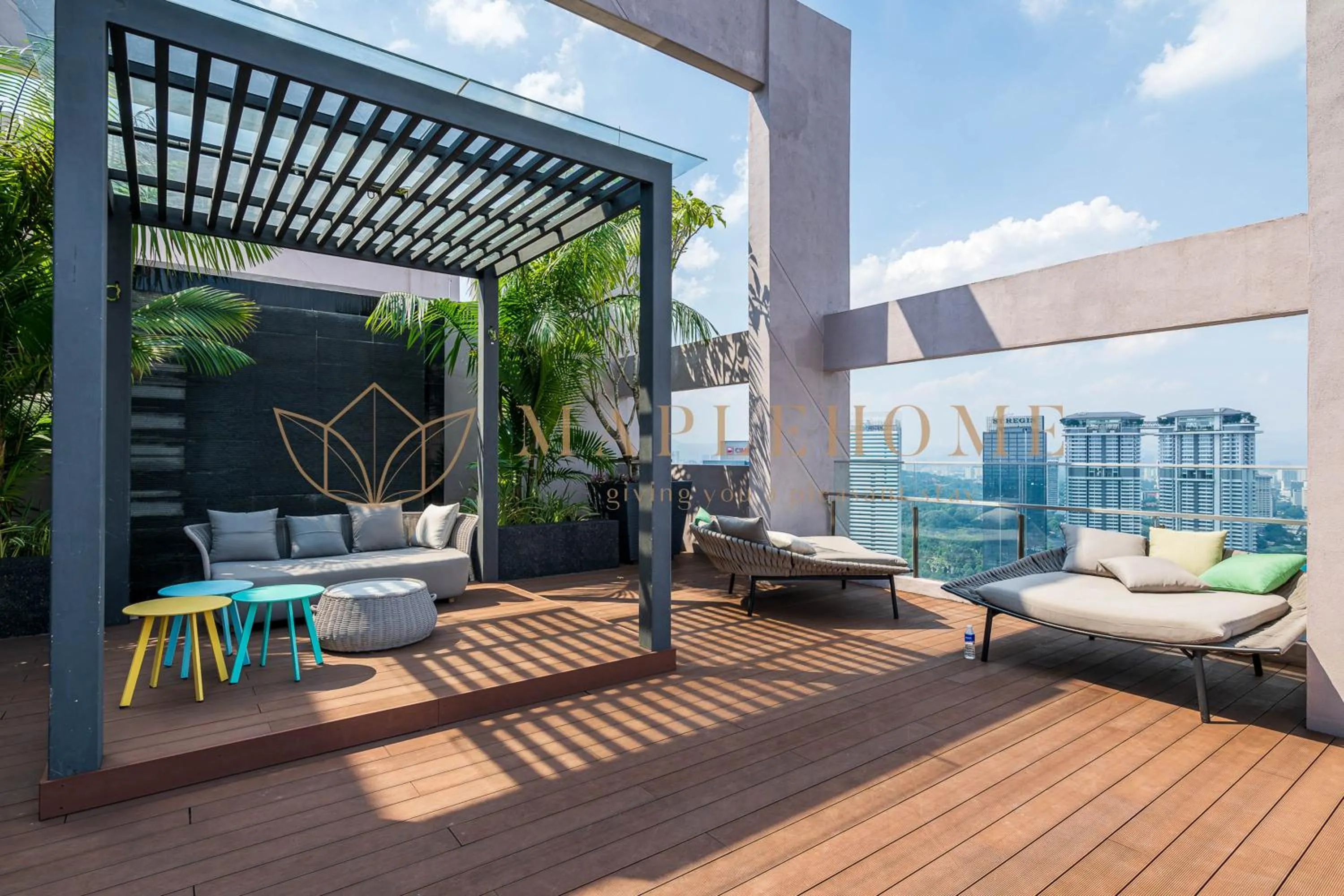 Swimming pool in Riveria Premier Suites Kuala Lumpur