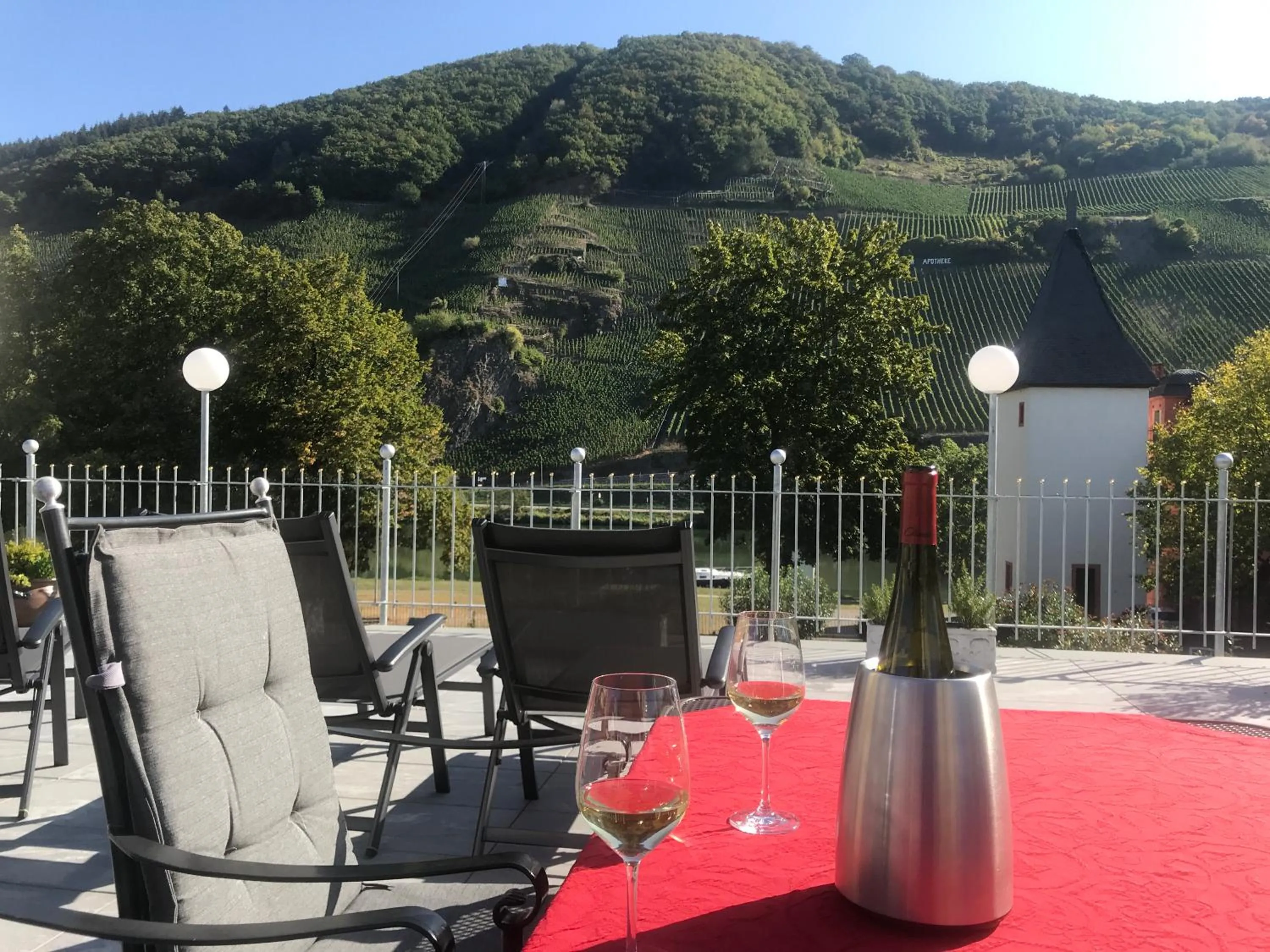 Gästehaus & Weingut Clüsserath-Weiler