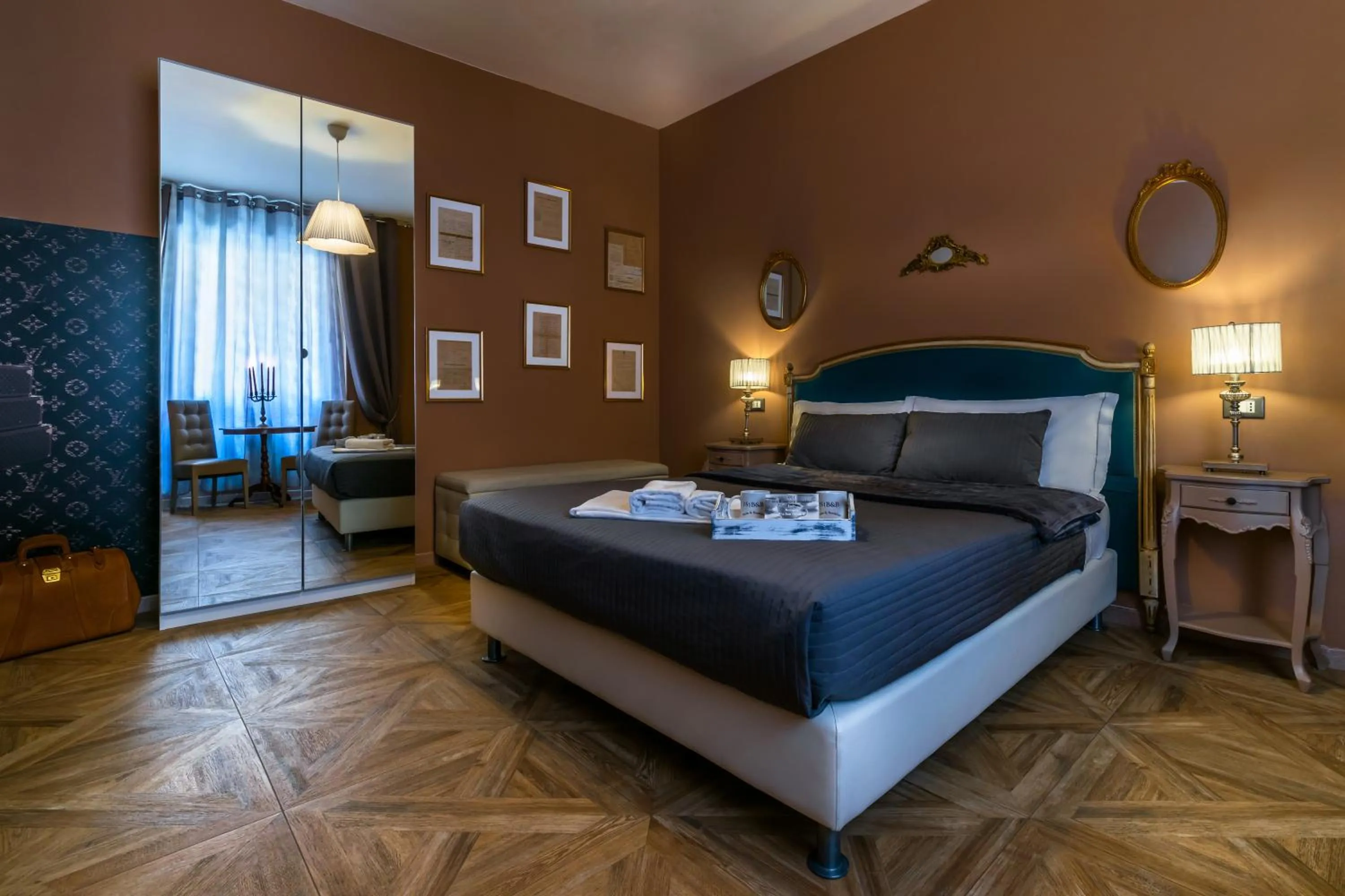 Photo of the whole room, Bed in 051 Room & Breakfast