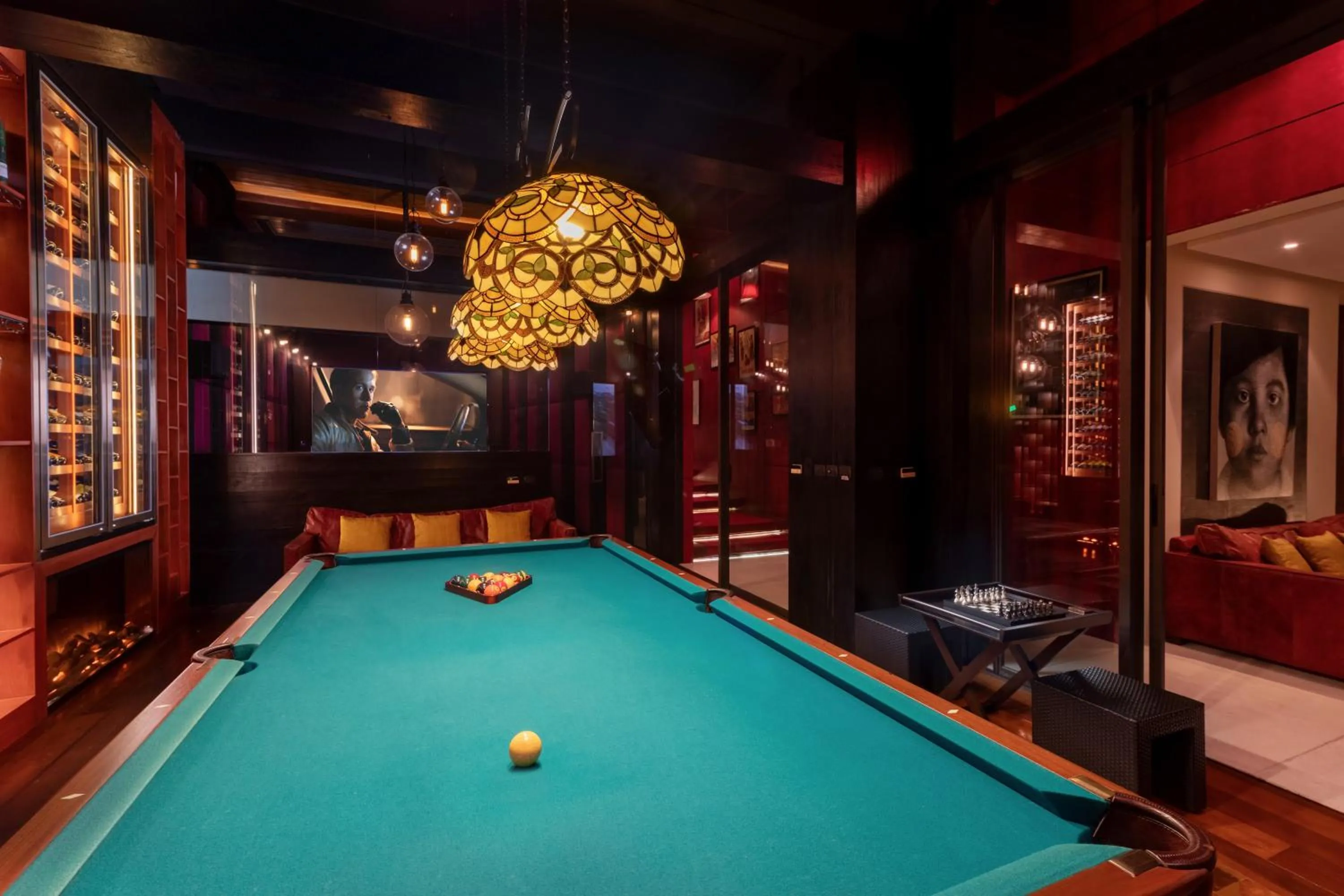 Billiard in Villa Sangkachai
