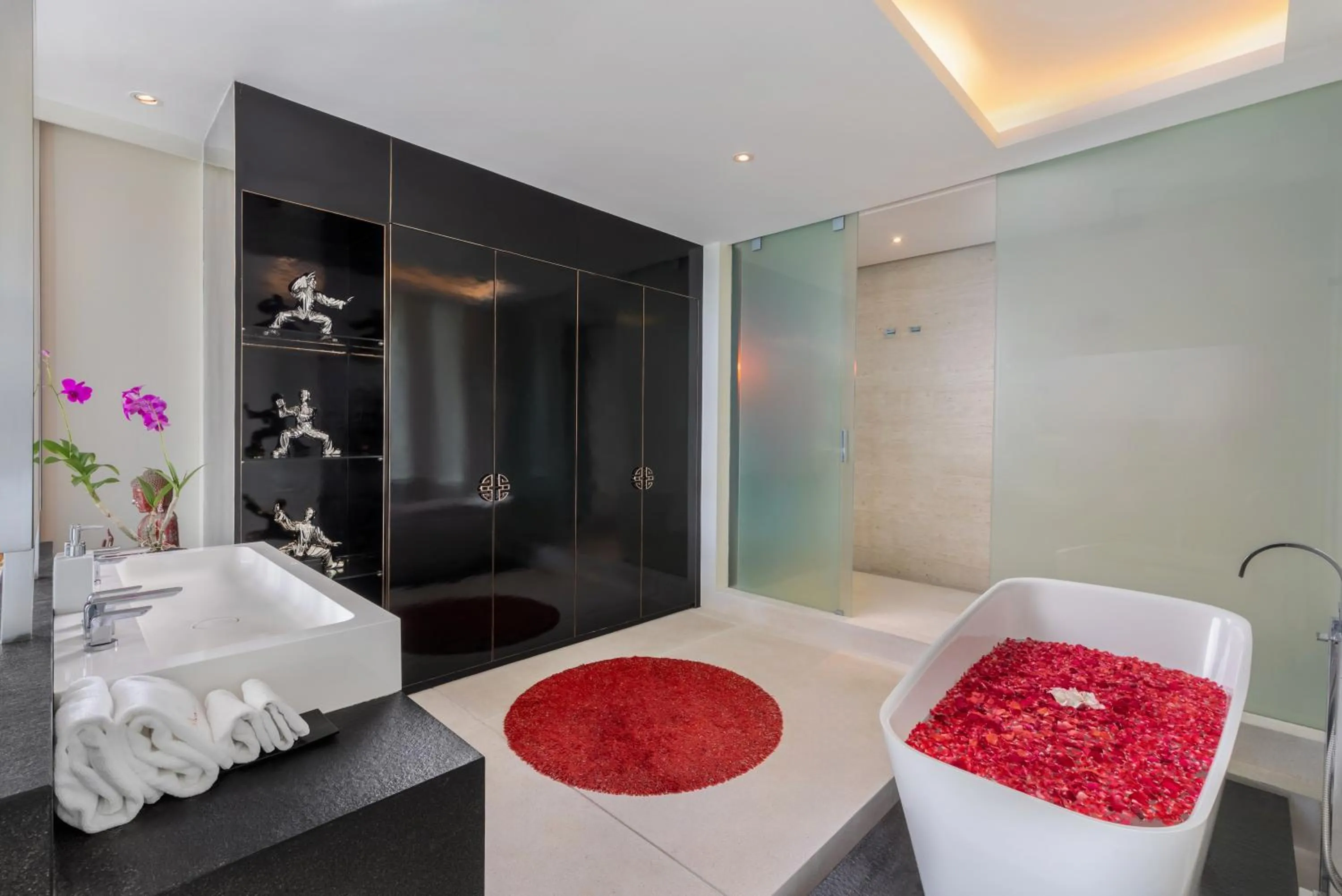 Bathroom in Villa Sangkachai