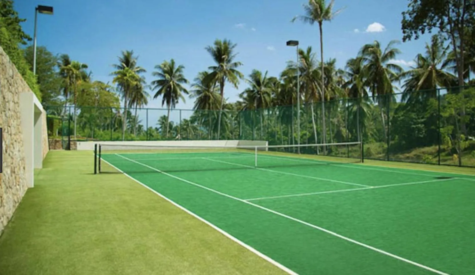 Tennis court in Villa Sangkachai