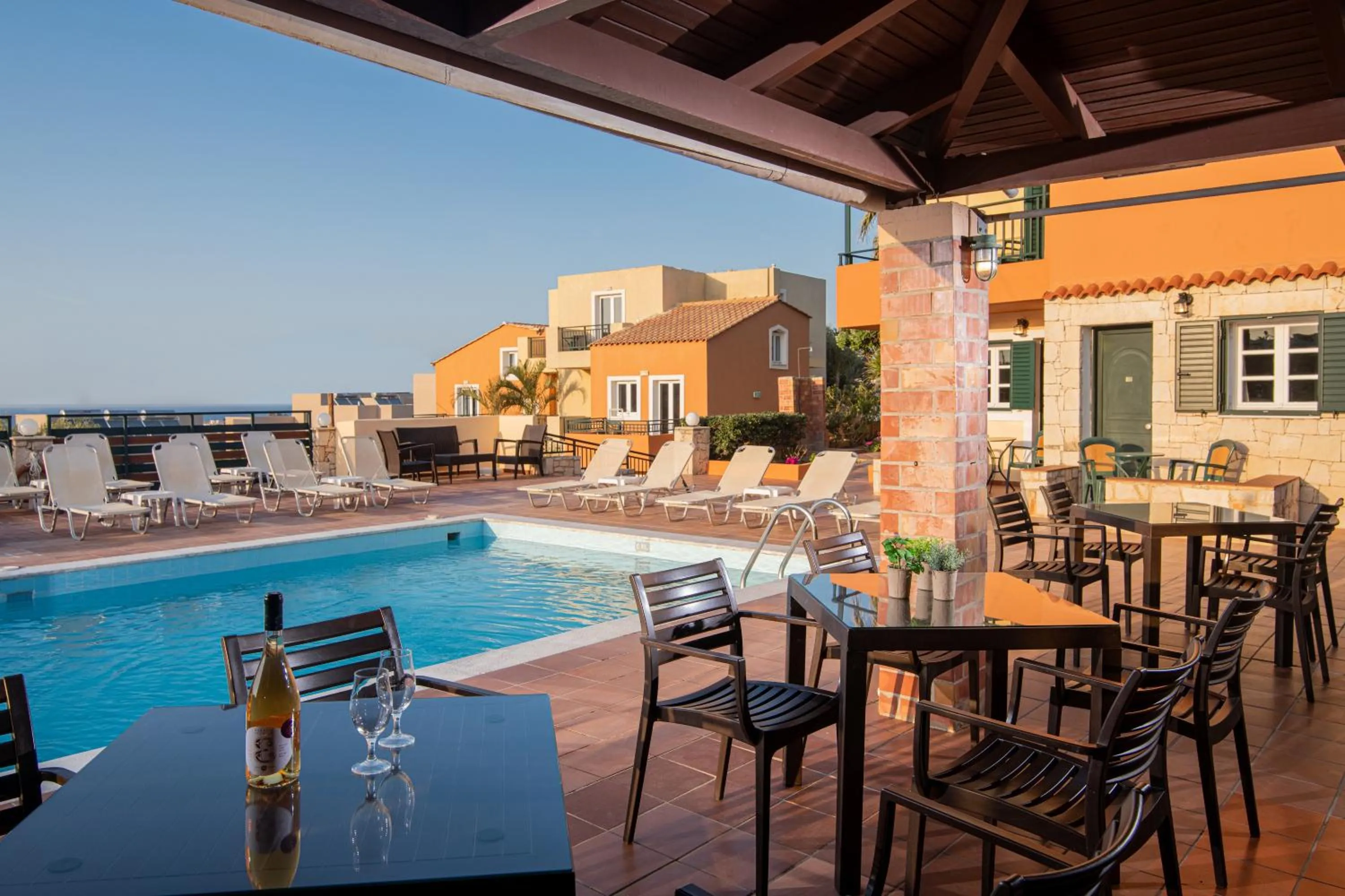 Breakfast in Golden Valentin Apartments