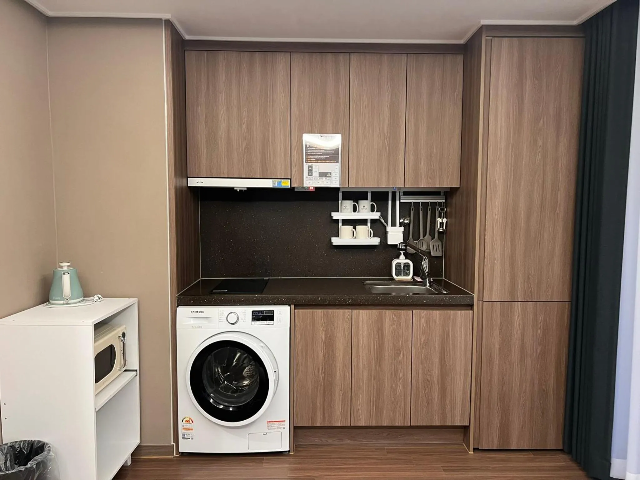 Kitchen or kitchenette in Haeundae Lamer Stay