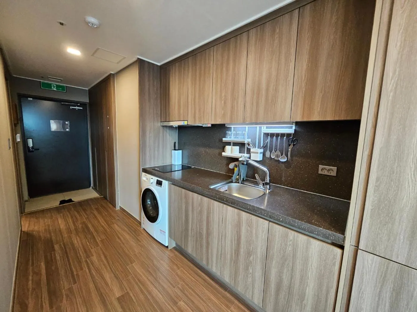 Kitchen or kitchenette in Haeundae Lamer Stay
