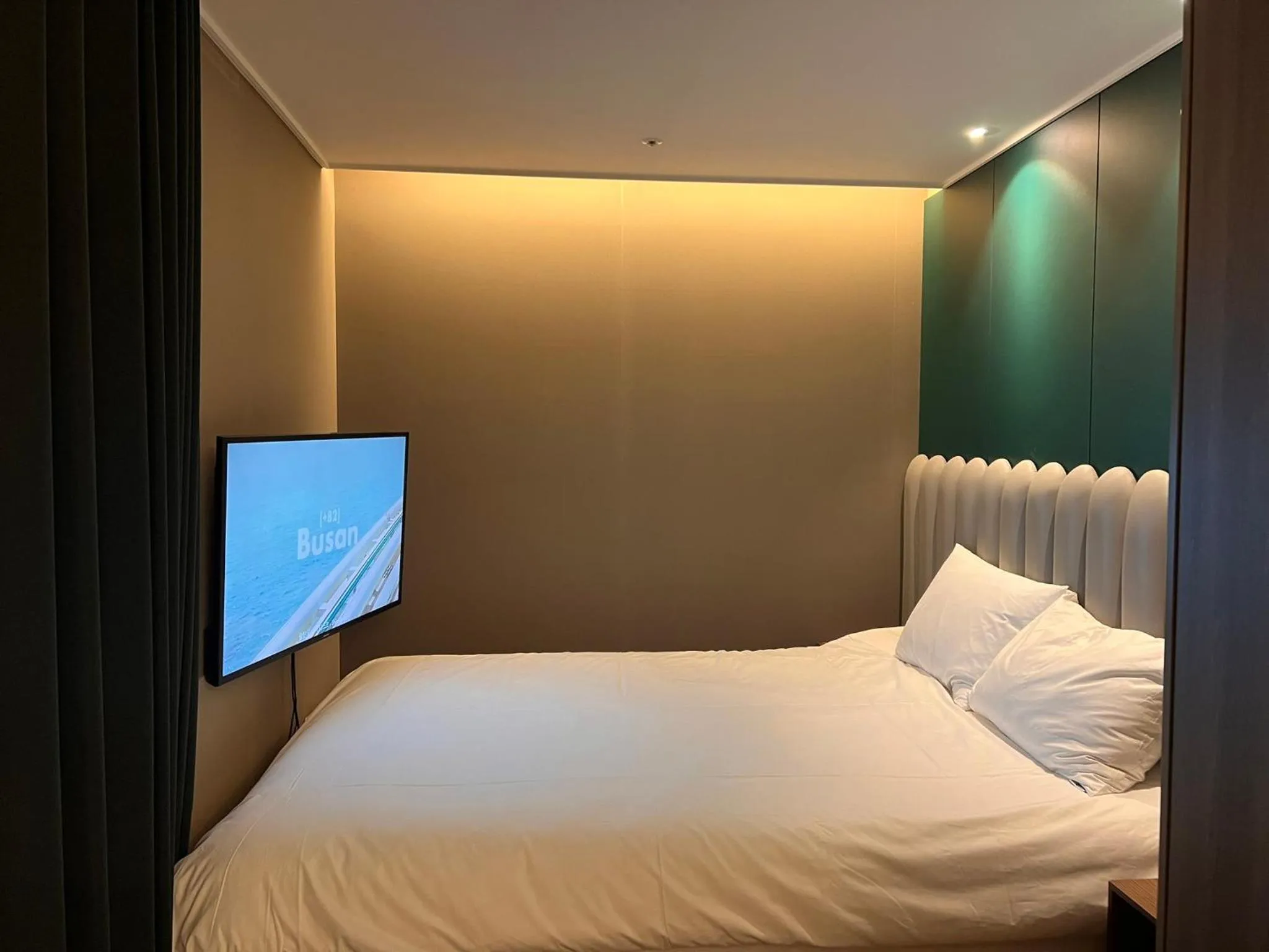 Bedroom, Bed in Haeundae Lamer Stay