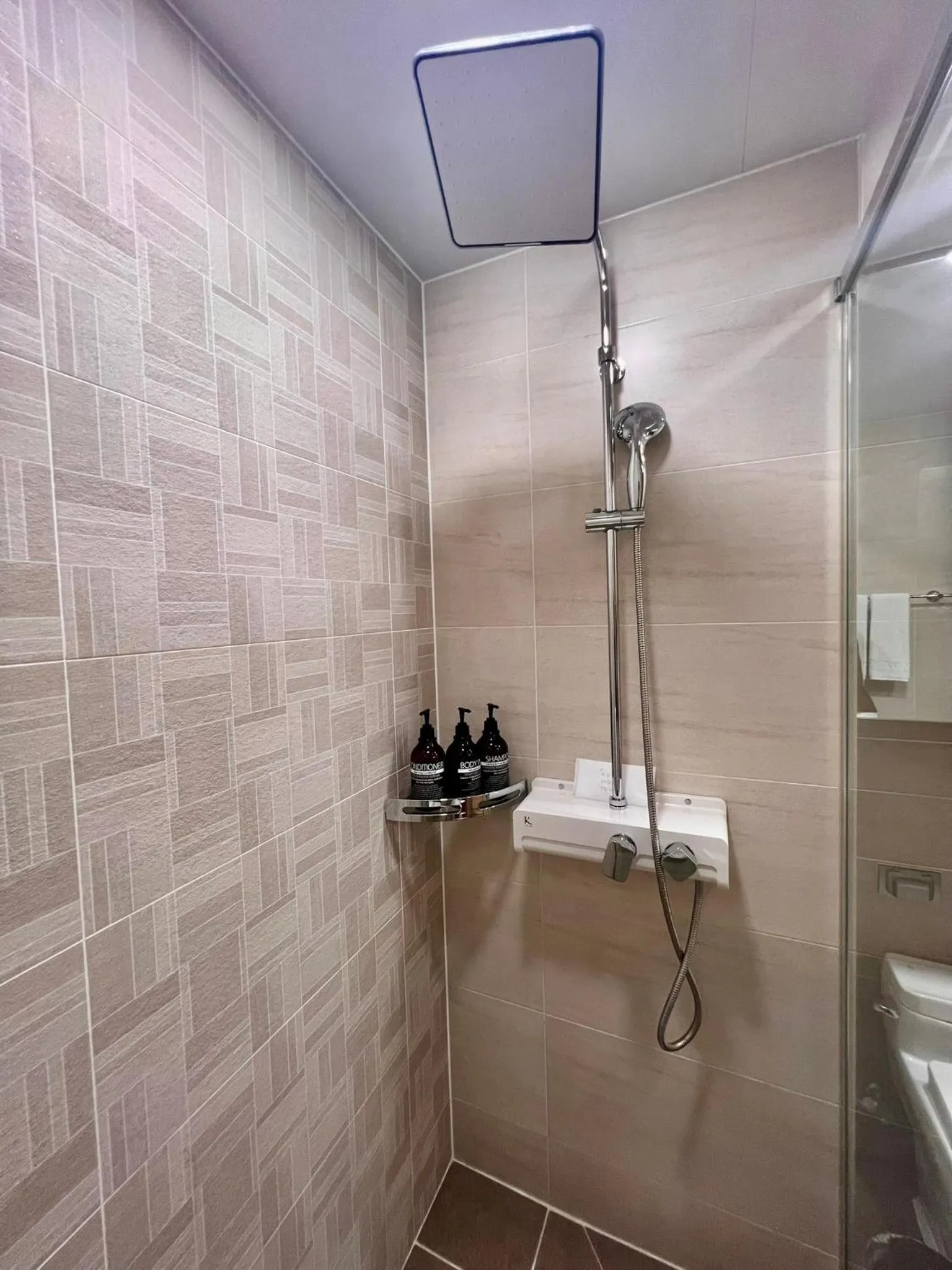 Shower in Haeundae Lamer Stay
