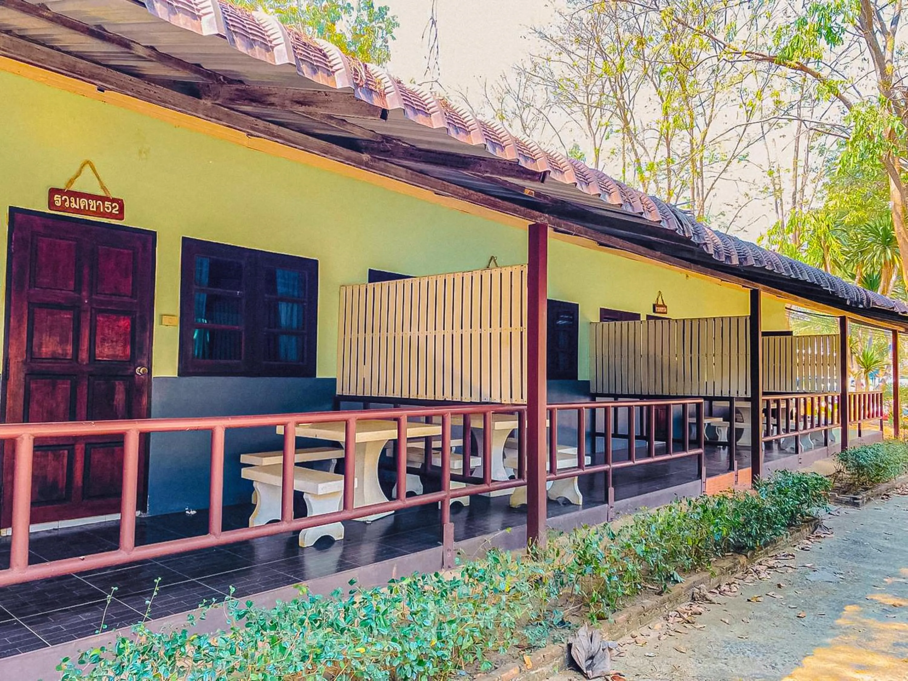 Day in Saitharn Iyara Resort