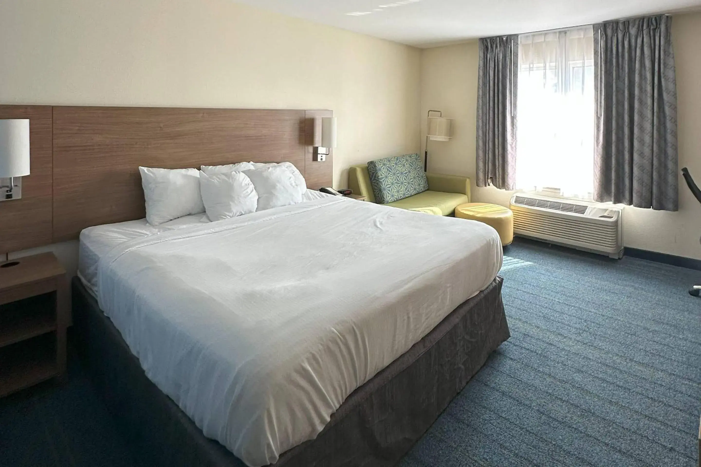 Sleep Inn & Suites Altoona North Sleep Inn & Suites Altoona North