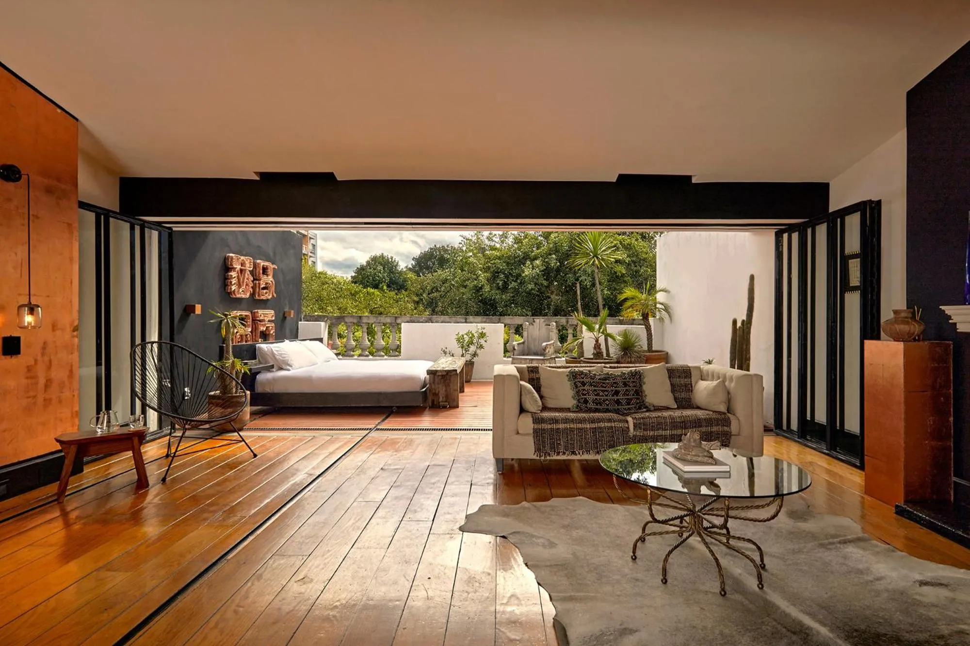 Balcony/Terrace, Bed in La Valise Mexico City, Member of Small Luxury Hotels