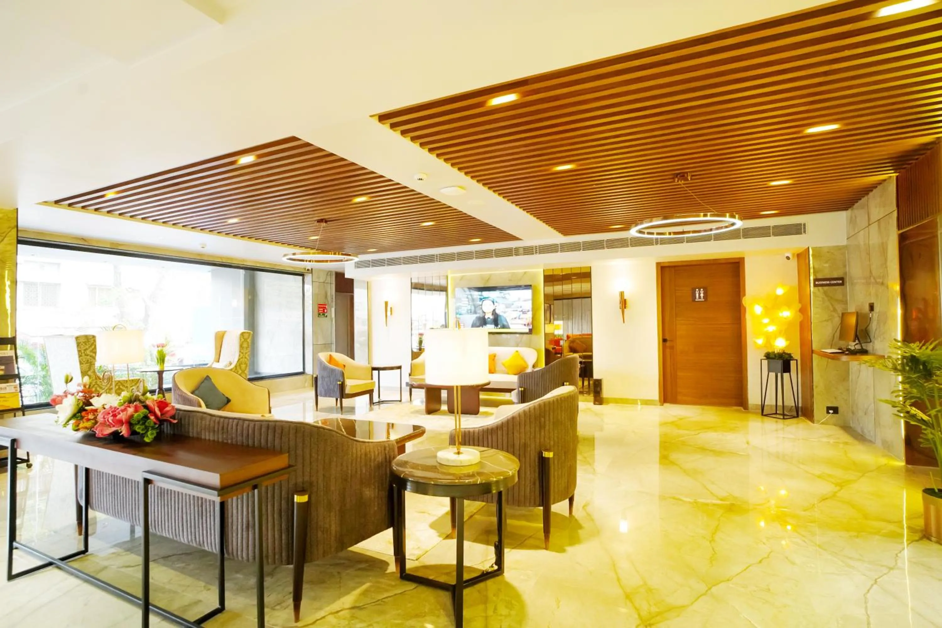 Lobby or reception in Ishaan Sarovar Portico Deoghar