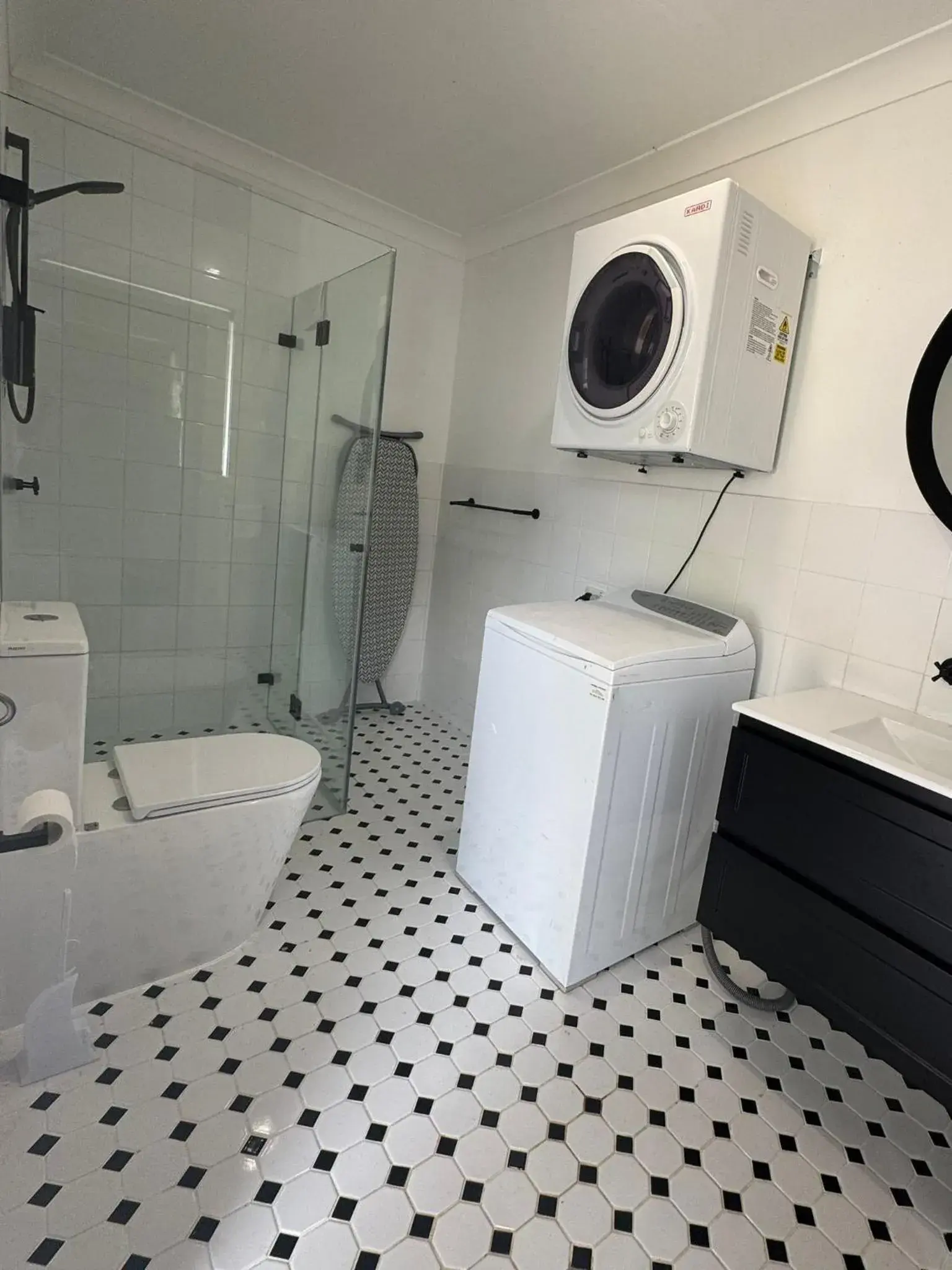 Mountain Goat Studio in Montblu at Echo Point Mountain Goat Studio in Montblu at Echo Point