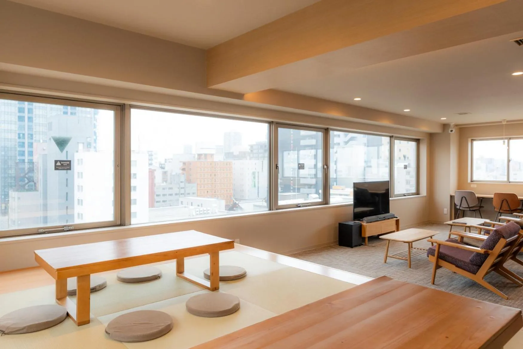 Communal lounge/ TV room in Grand Hostel LDK Sapporo