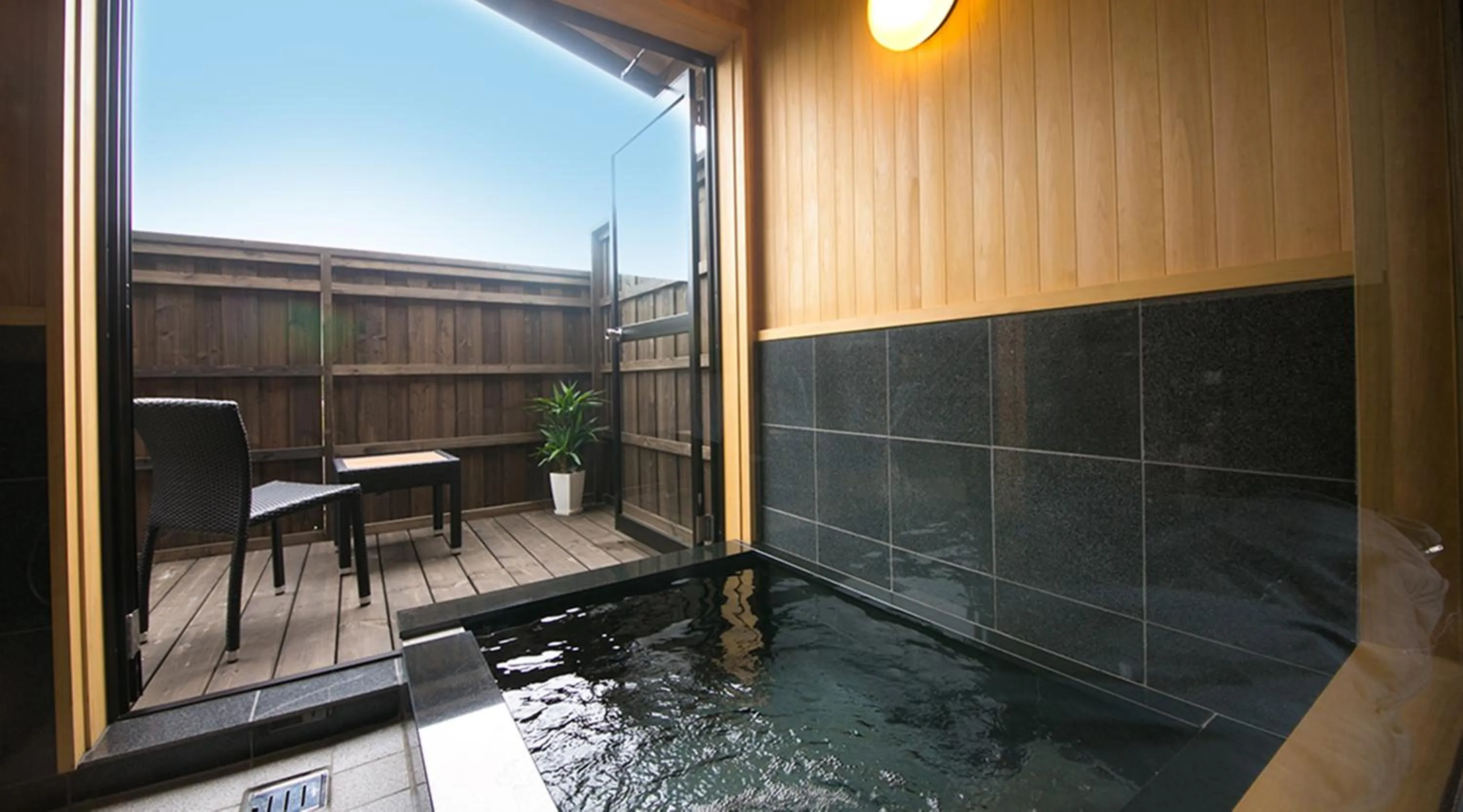 Hot Spring Bath in Ryokan Yufusan