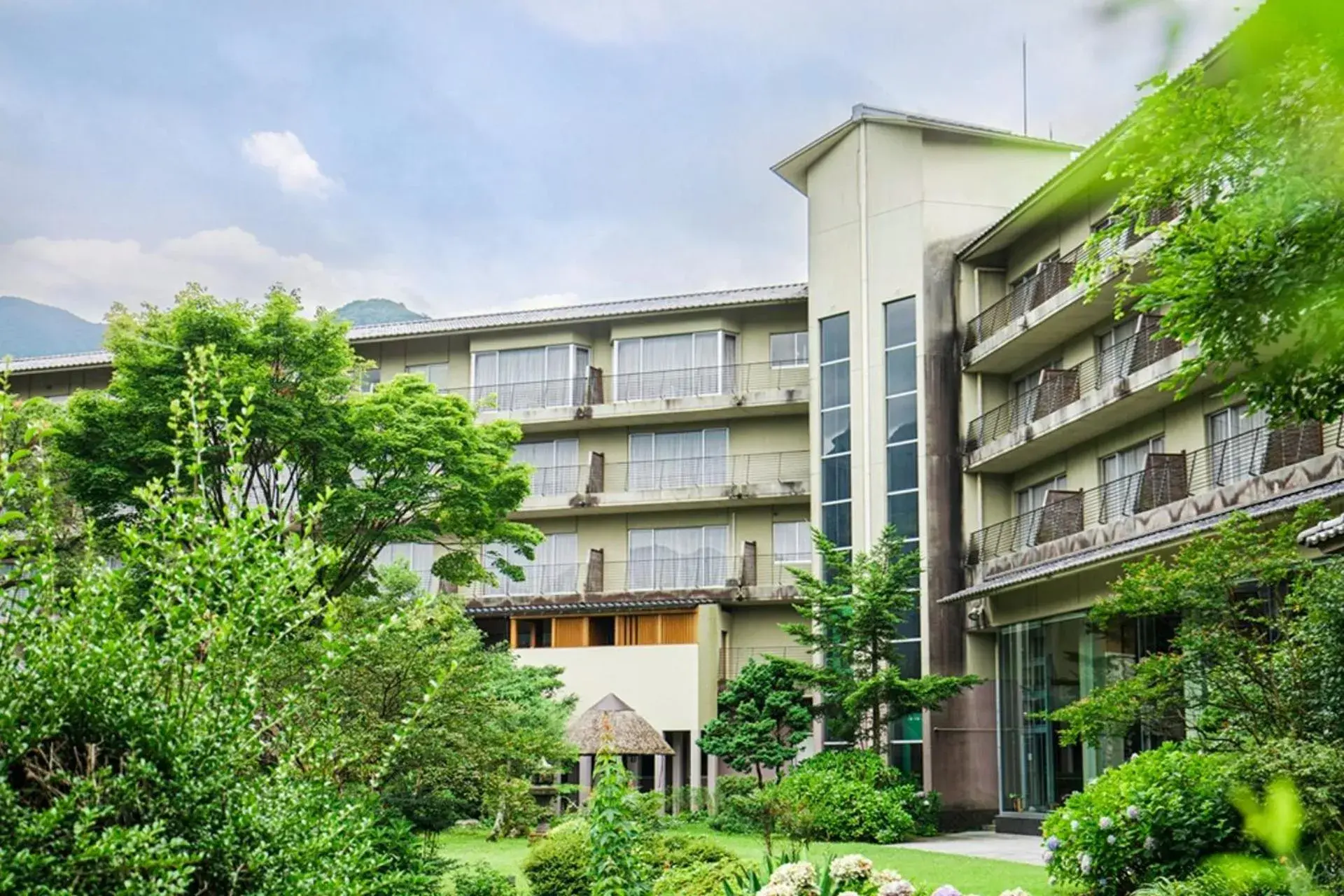 Property building in Yufuin Kotobuki Hananosho Property building in Yufuin Kotobuki Hananosho