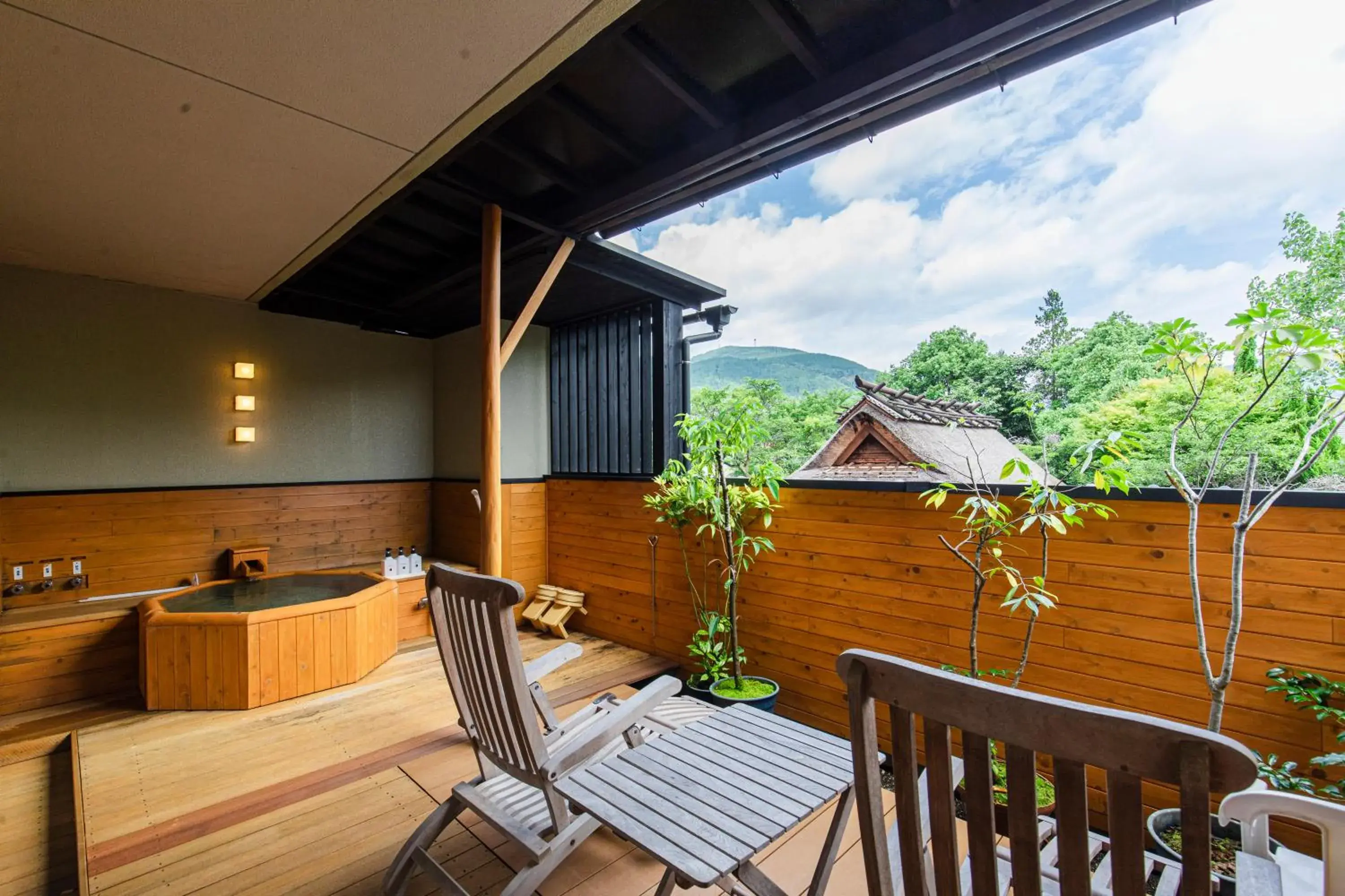 View (from property/room) in Yufuin Kotobuki Hananosho View (from property/room) in Yufuin Kotobuki Hananosho