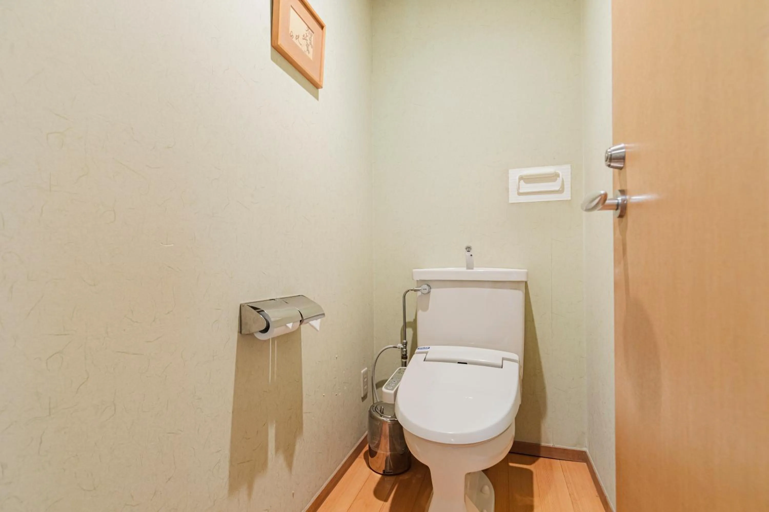 Toilet in Yufuin Kotobuki Hananosho