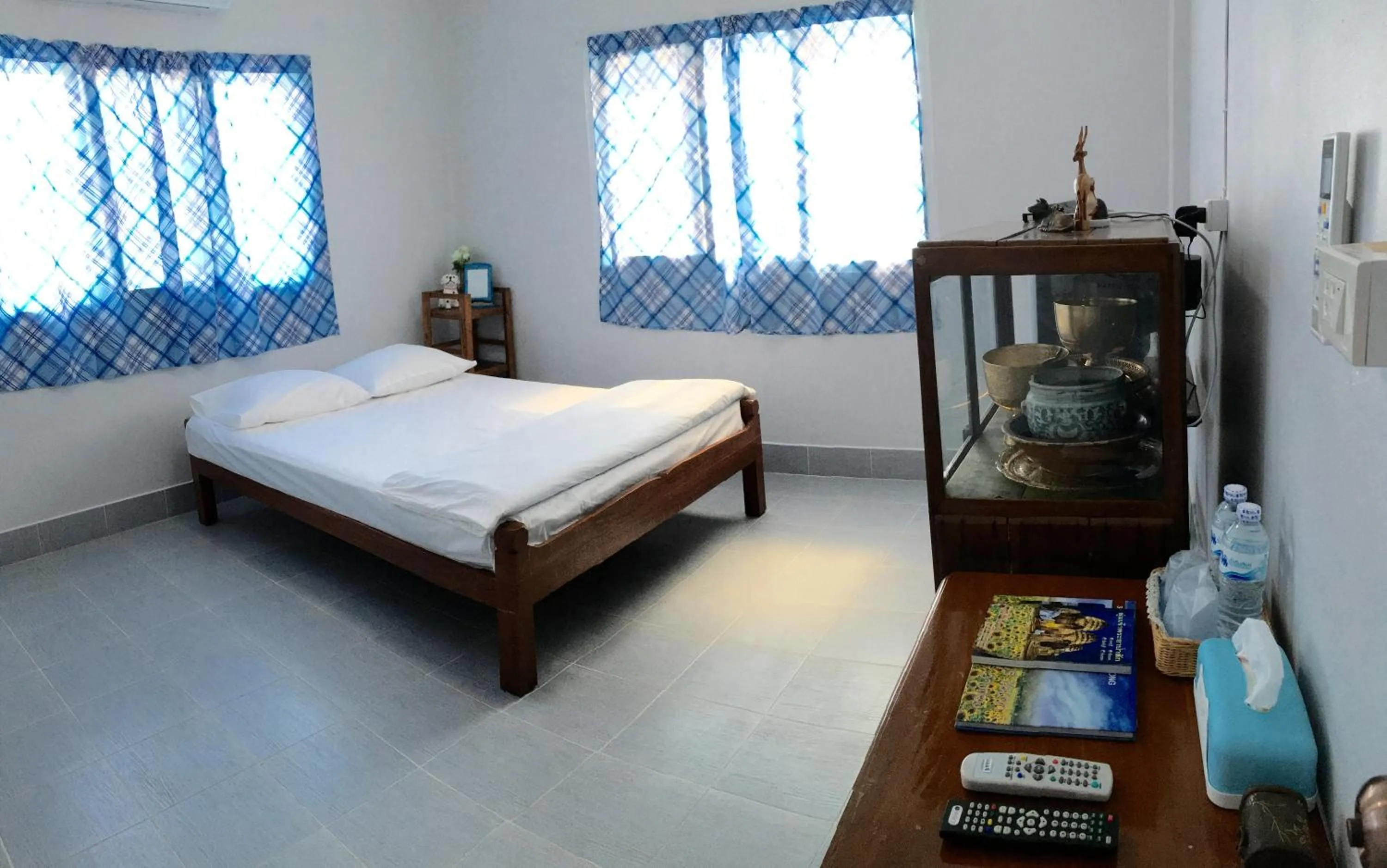 Bed in The Little Lopburi Village