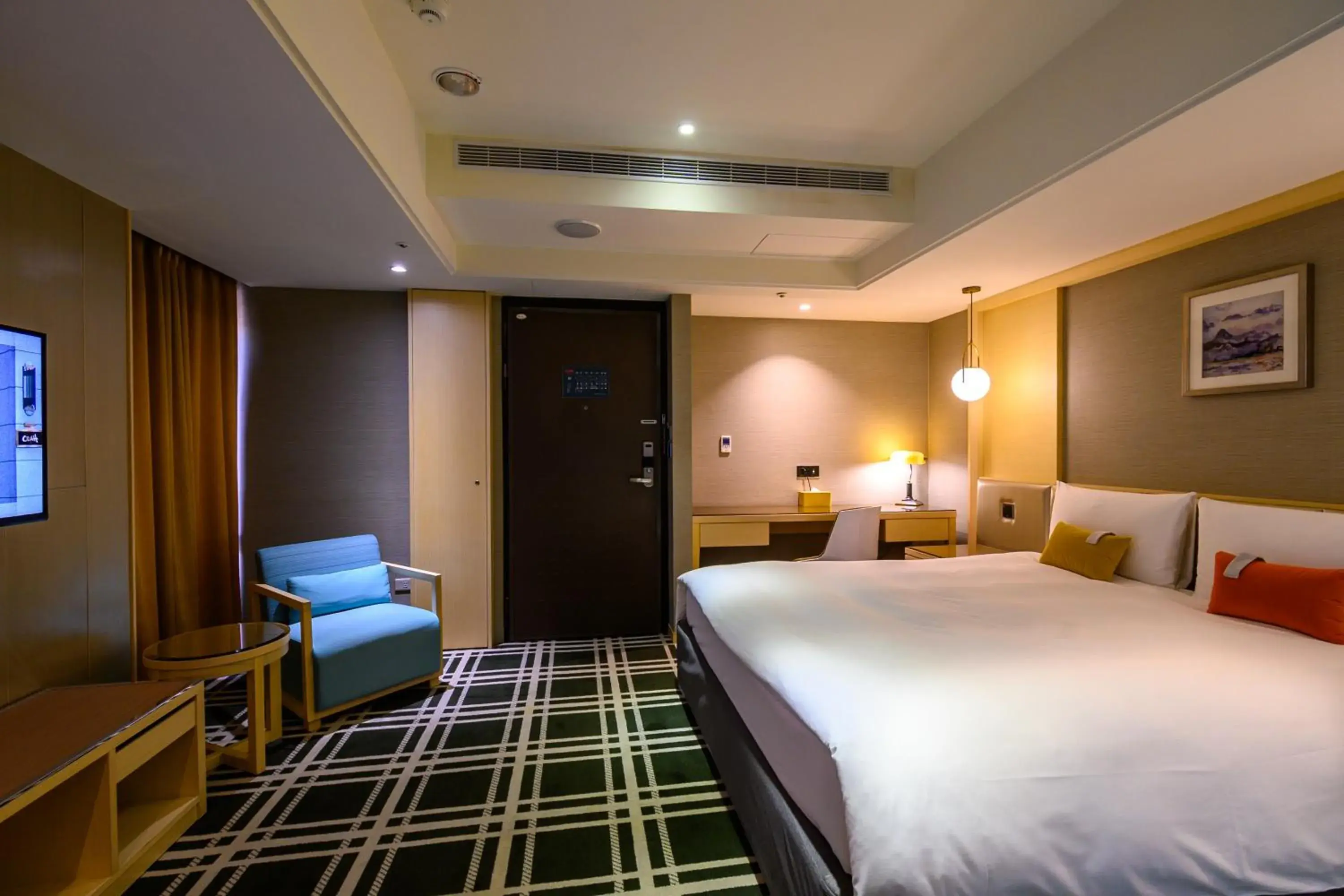 Deluxe Double Room with Bath in Olah Poshtel Taichung Wenxin Deluxe Double Room with Bath in Olah Poshtel Taichung Wenxin