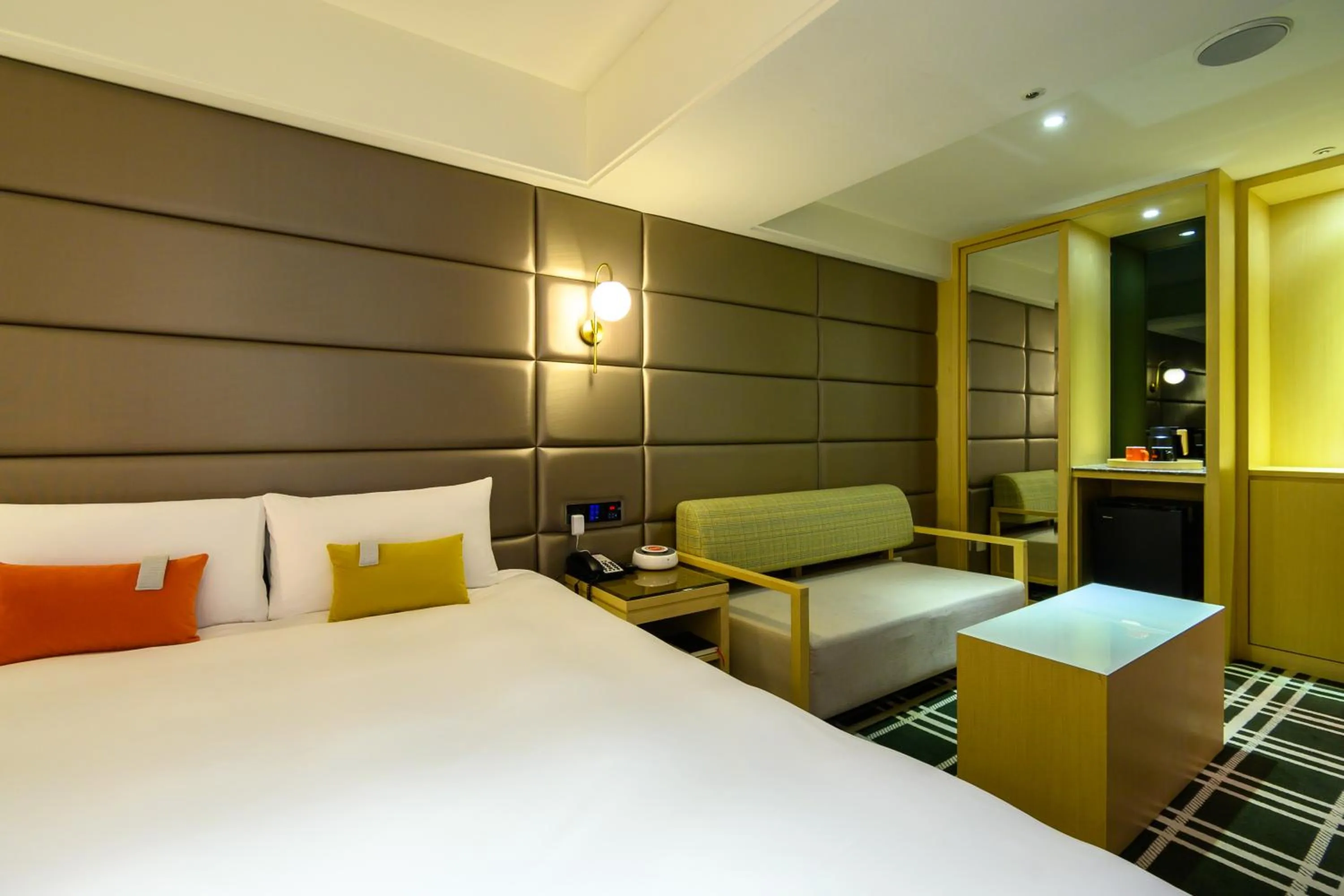 Bedroom, Bed in Olah Poshtel Taichung Wenxin