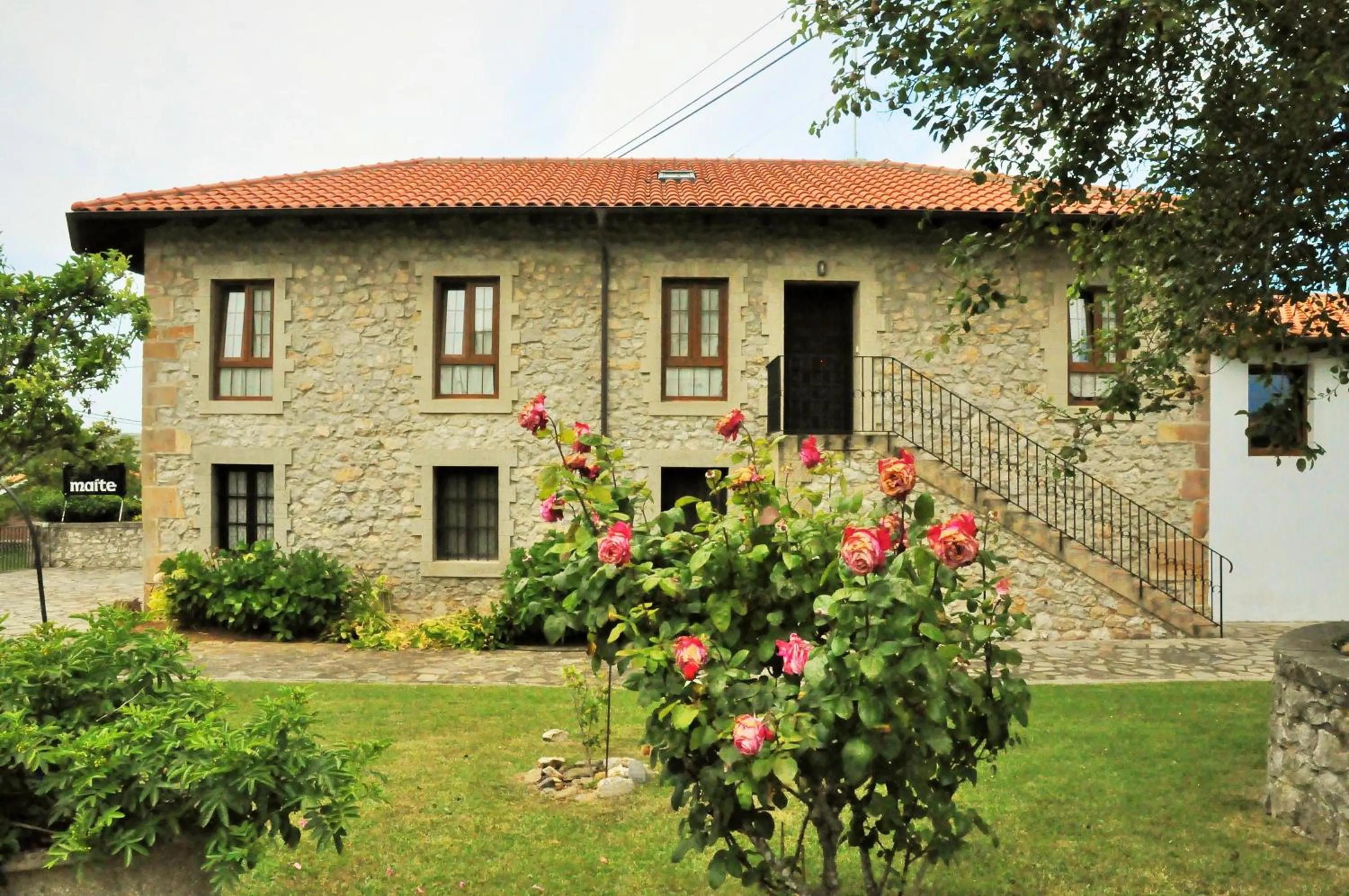 Apartamentos Maite