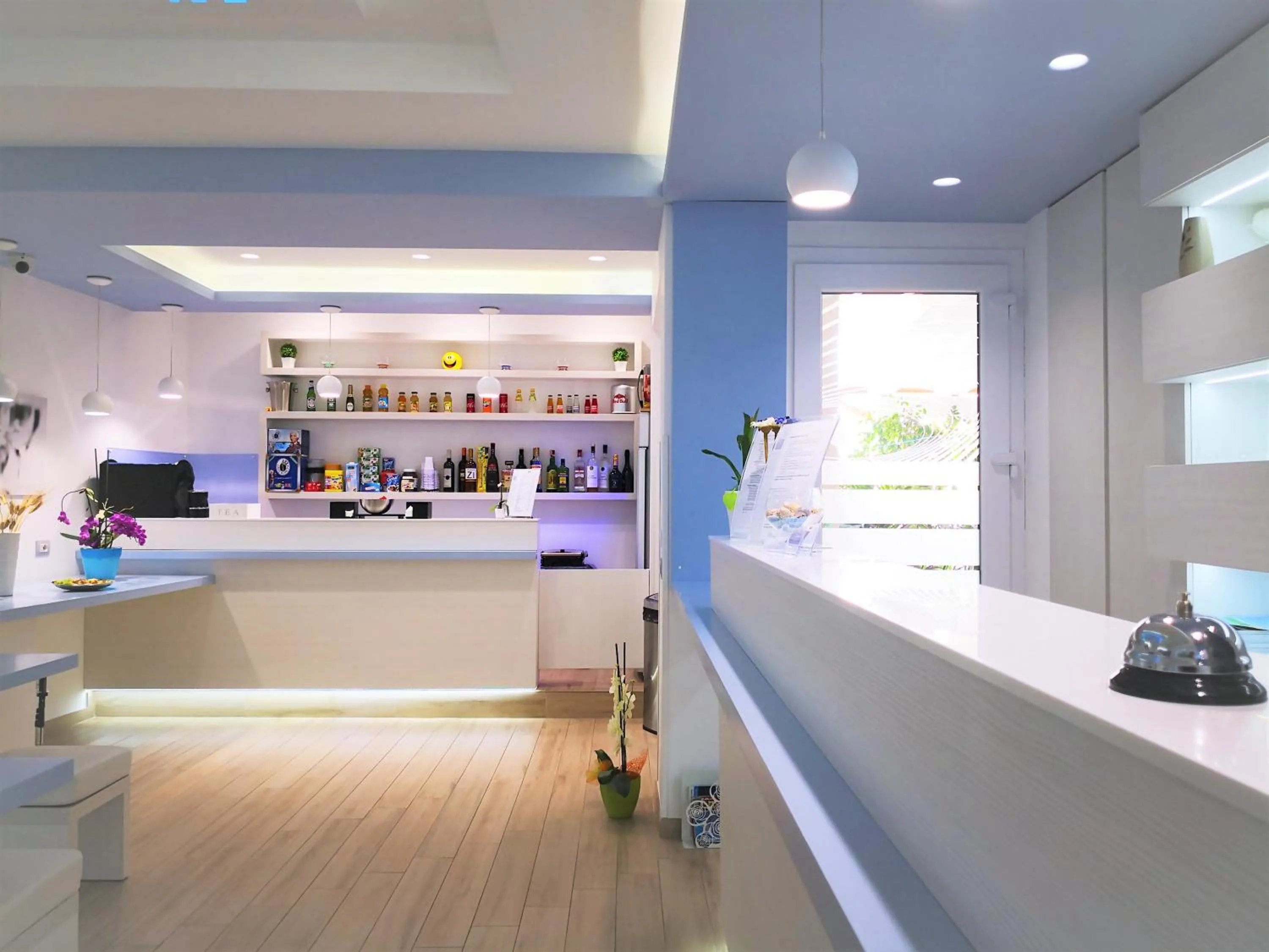 Communal lounge/ TV room in Hotel Perla Gaia