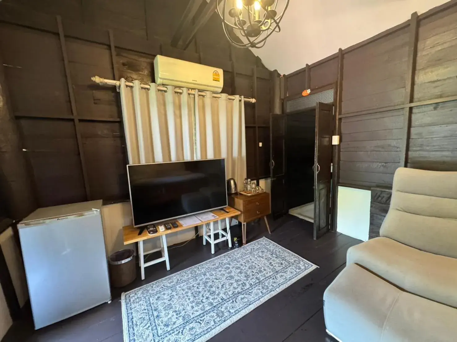 Budget Double Room in Mango Tree Resort Budget Double Room in Mango Tree Resort