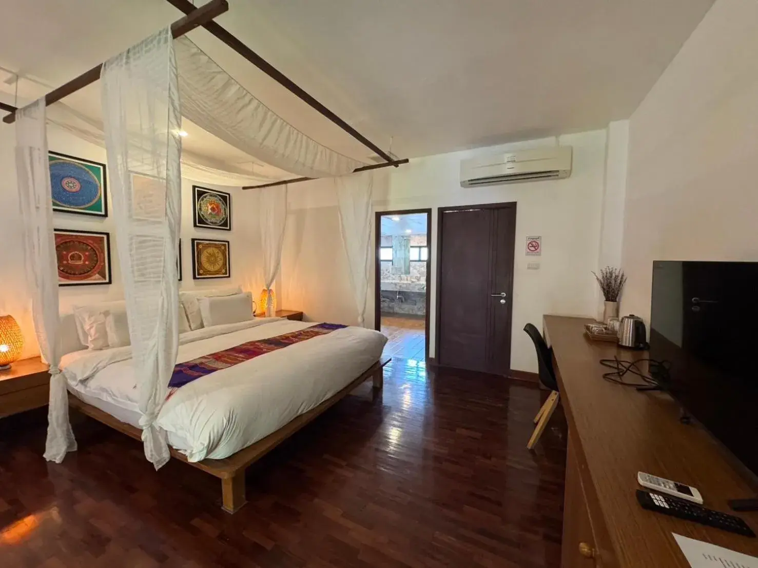 Deluxe Double Room in Mango Tree Resort Deluxe Double Room in Mango Tree Resort