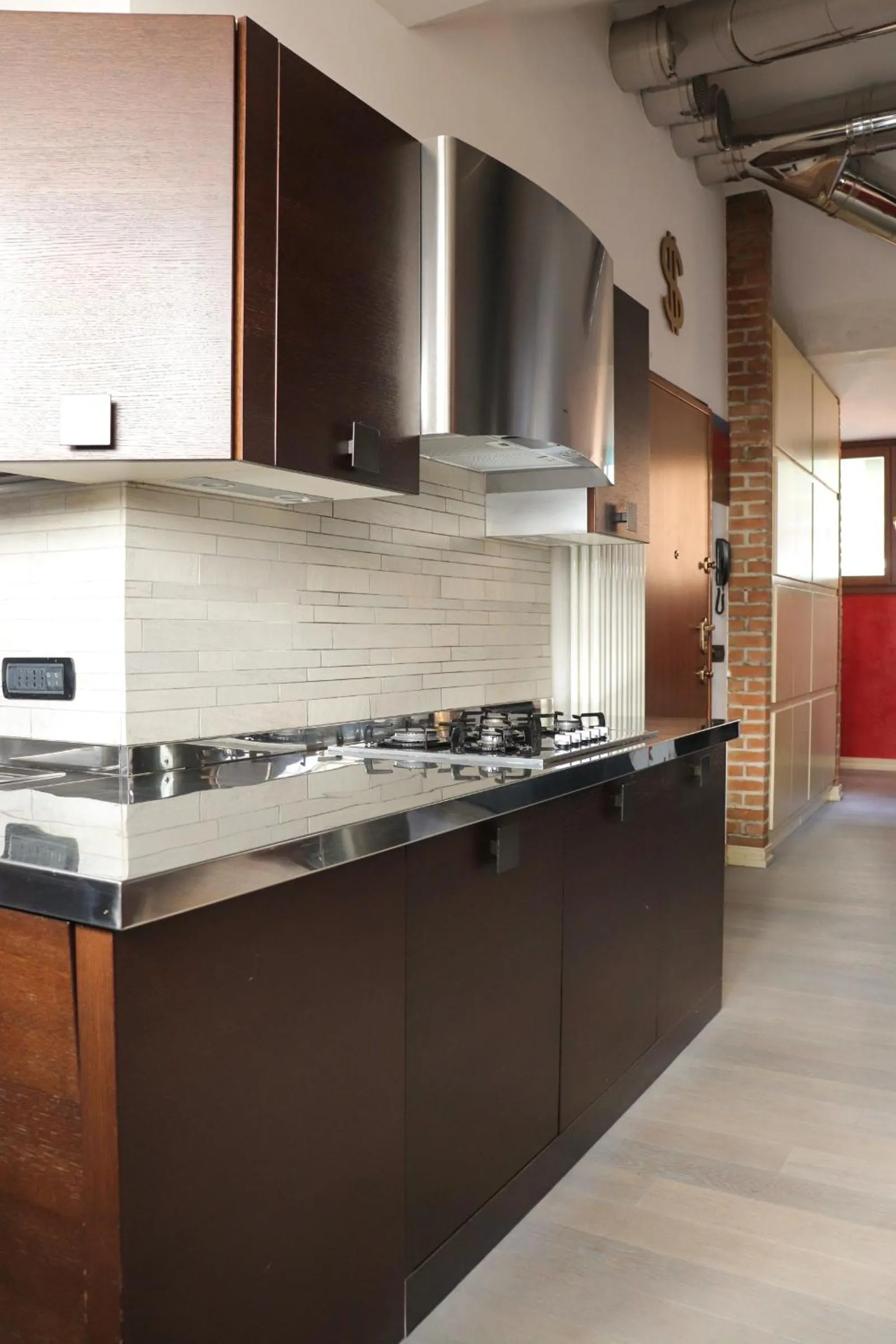 Kitchen or kitchenette in La Corte di Brusuglio Apartments