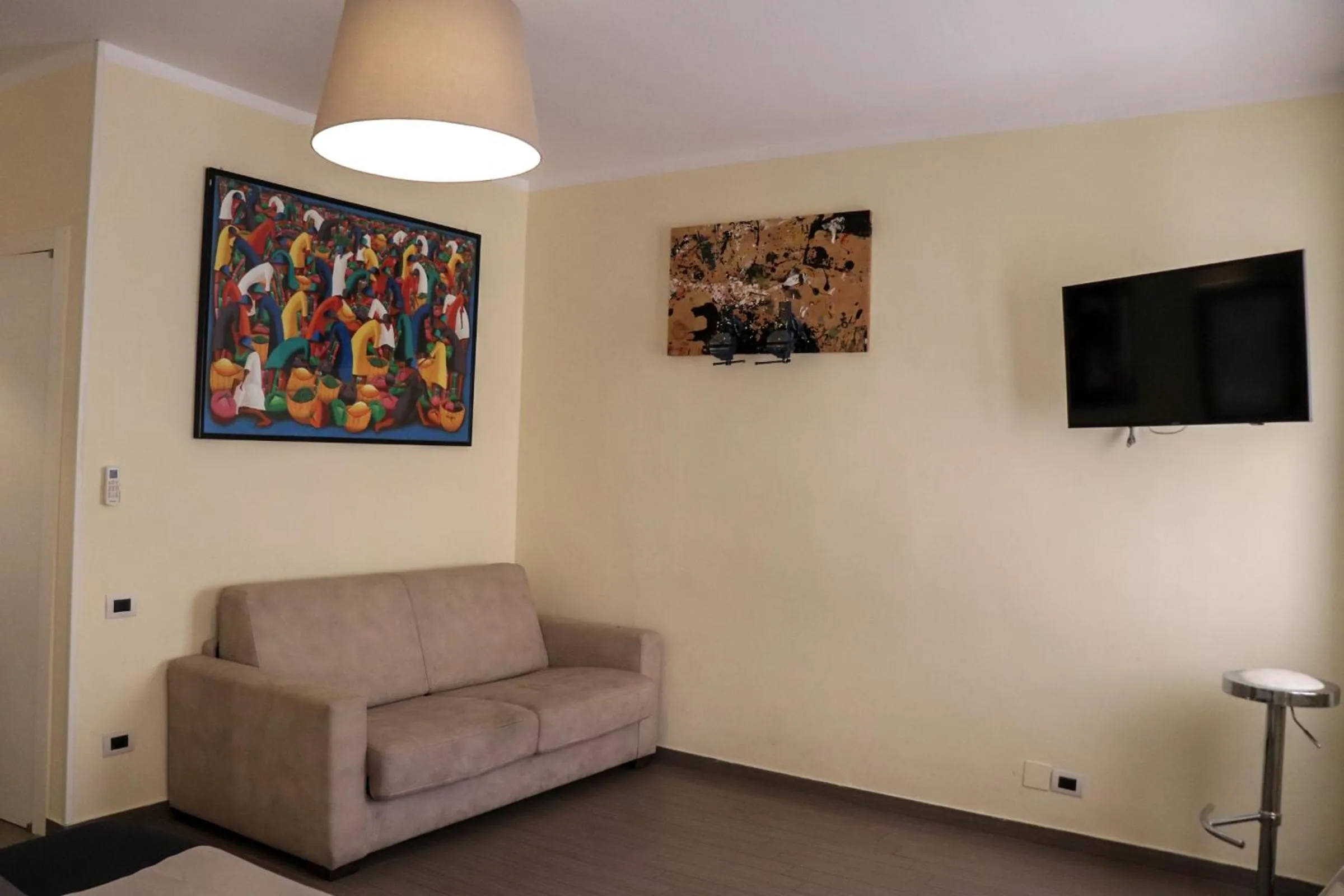 Living room in La Corte di Brusuglio Apartments